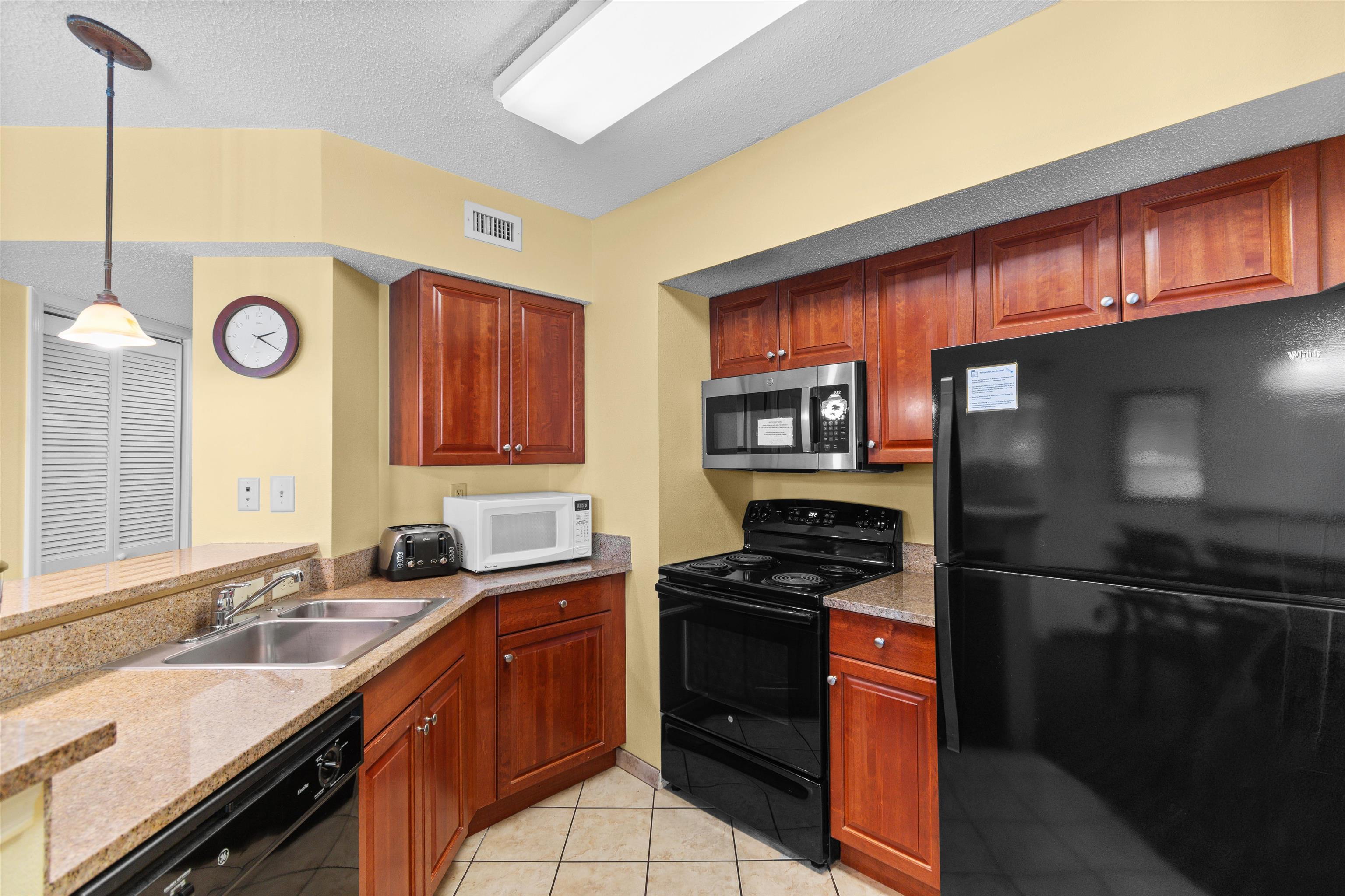 5300 N Ocean Blvd. Property Photo 7