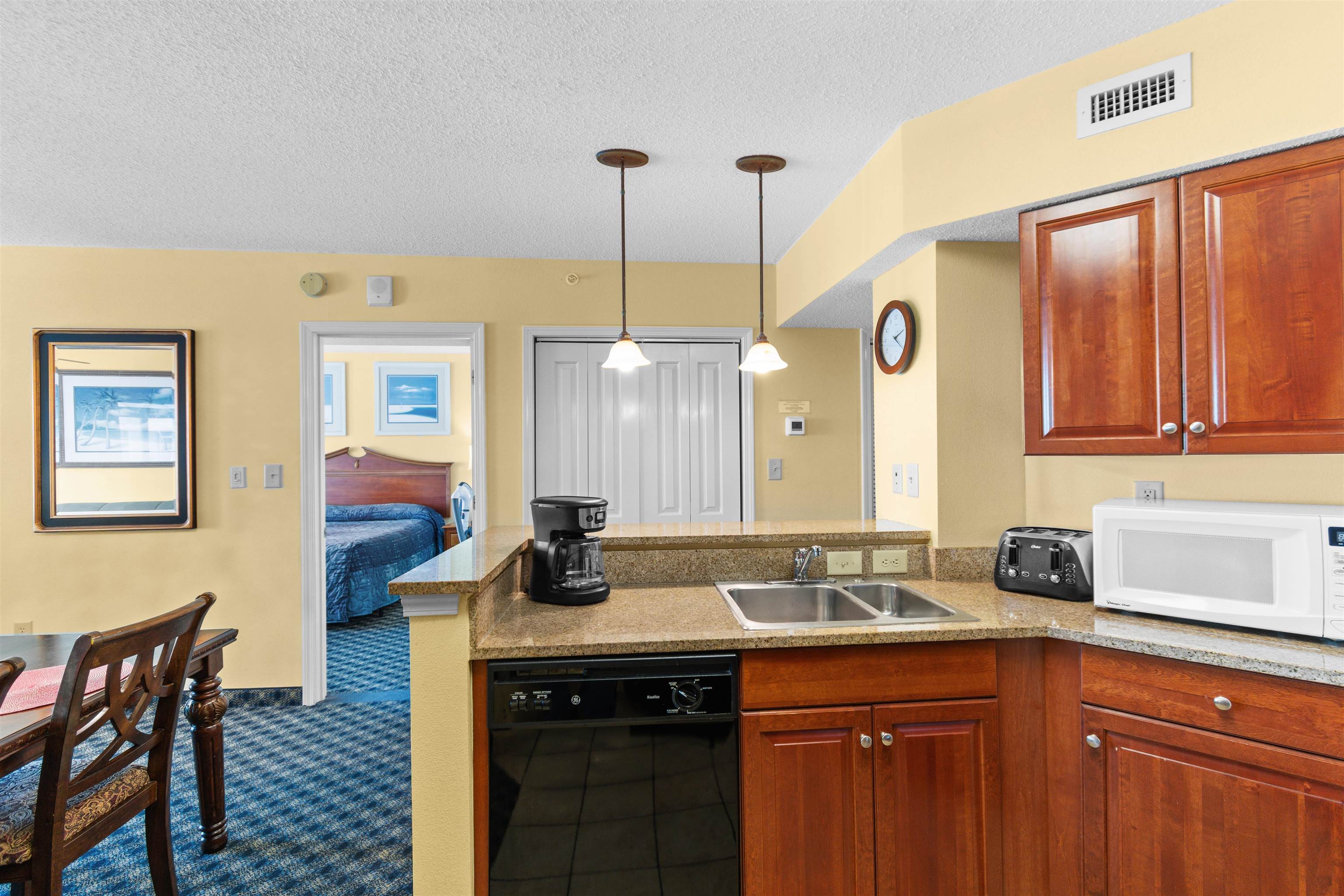 5300 N Ocean Blvd. Property Photo 8