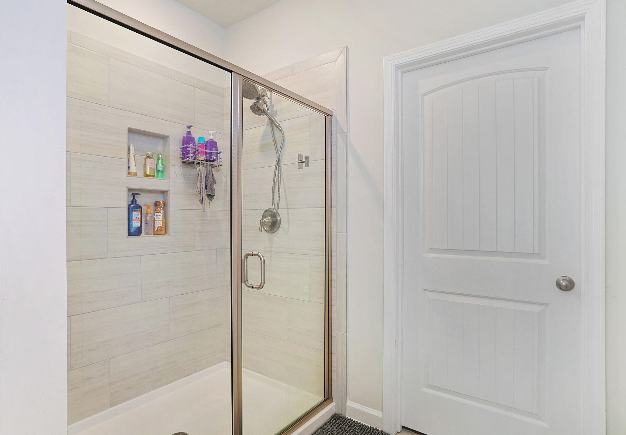 568 Canborough Lane Property Photo 19