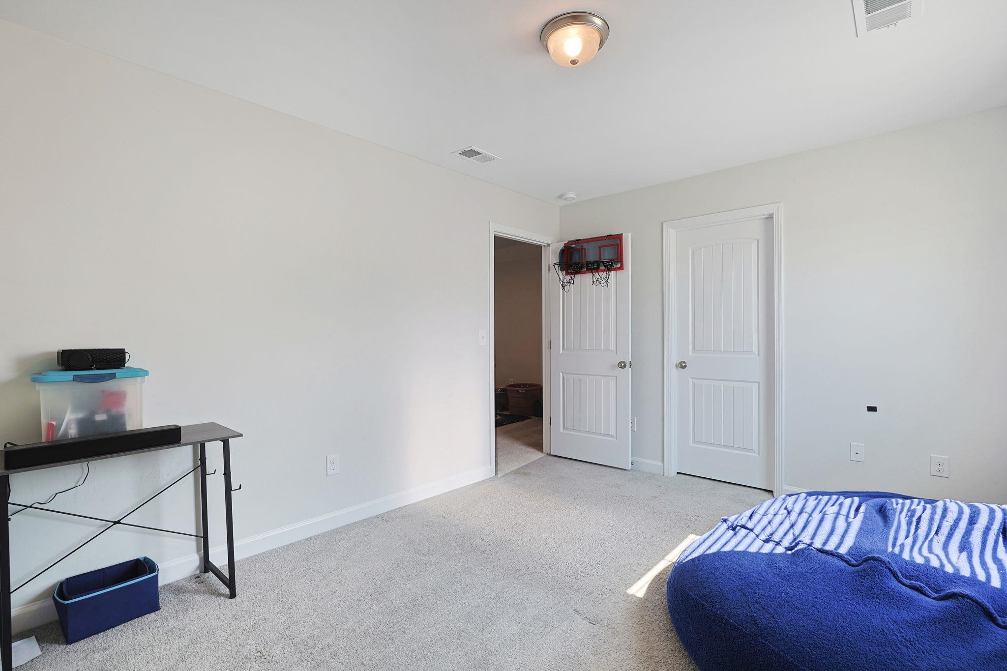 568 Canborough Lane Property Photo 27