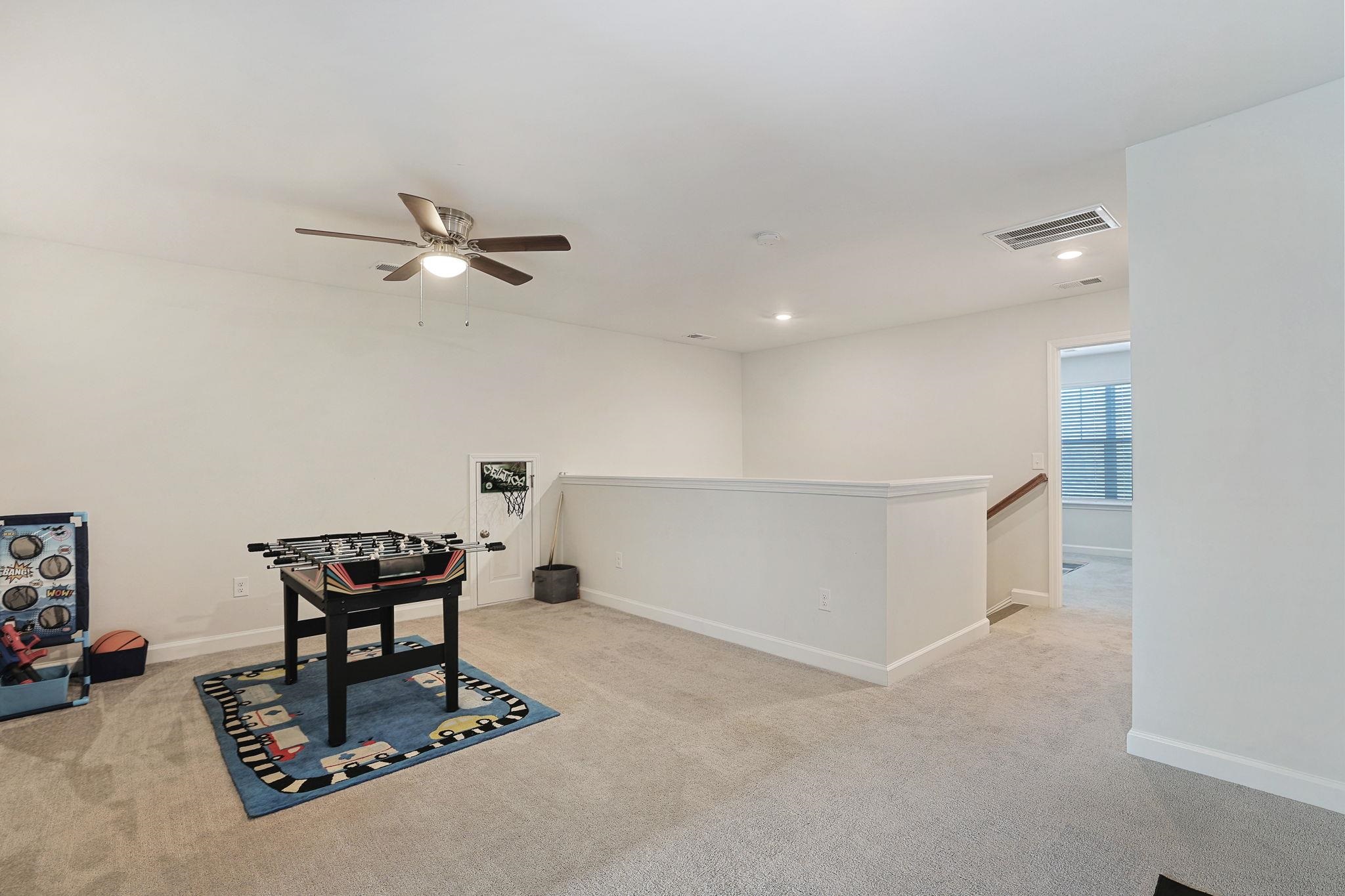 568 Canborough Lane Property Photo 28