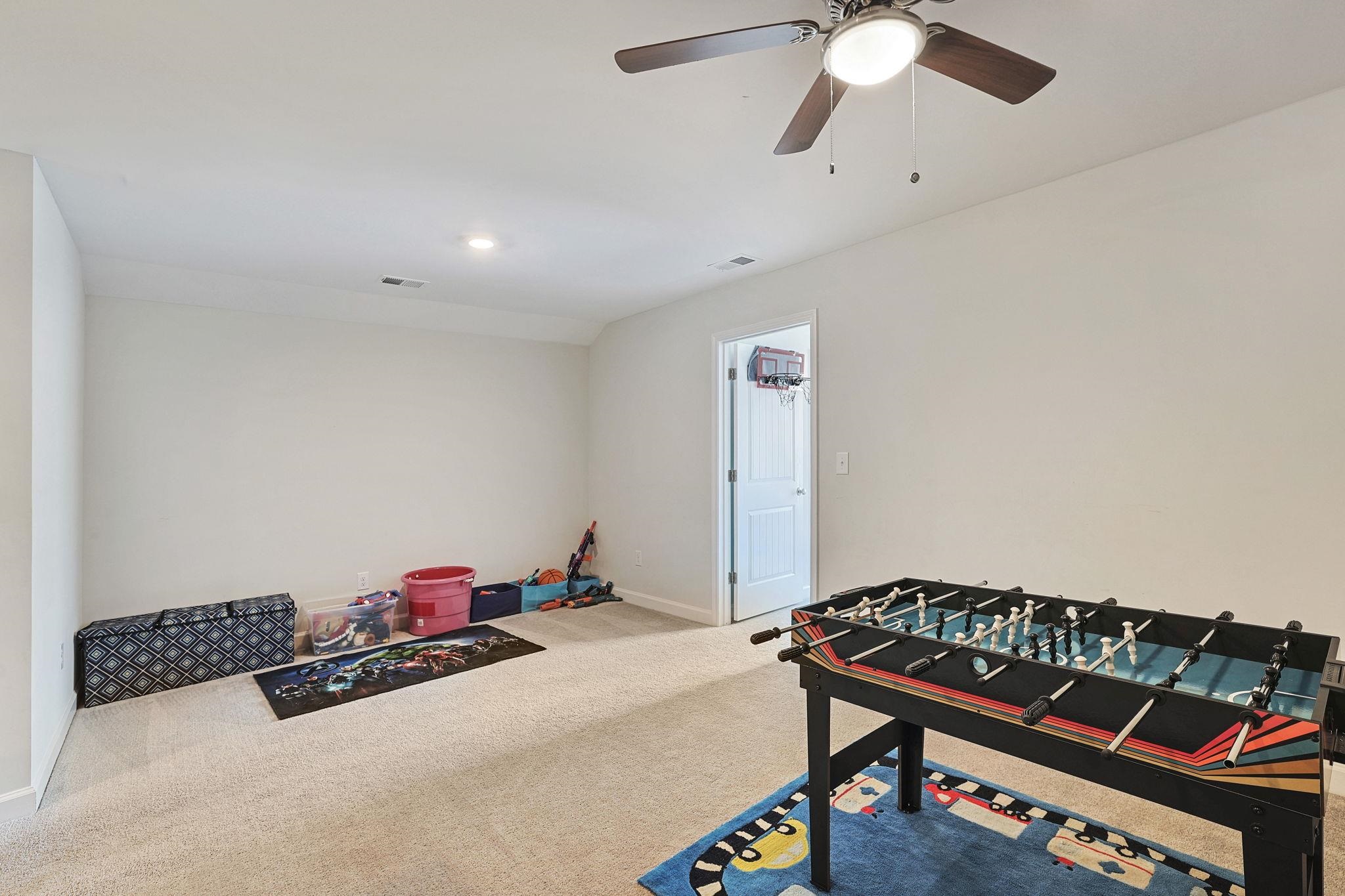568 Canborough Lane Property Photo 29
