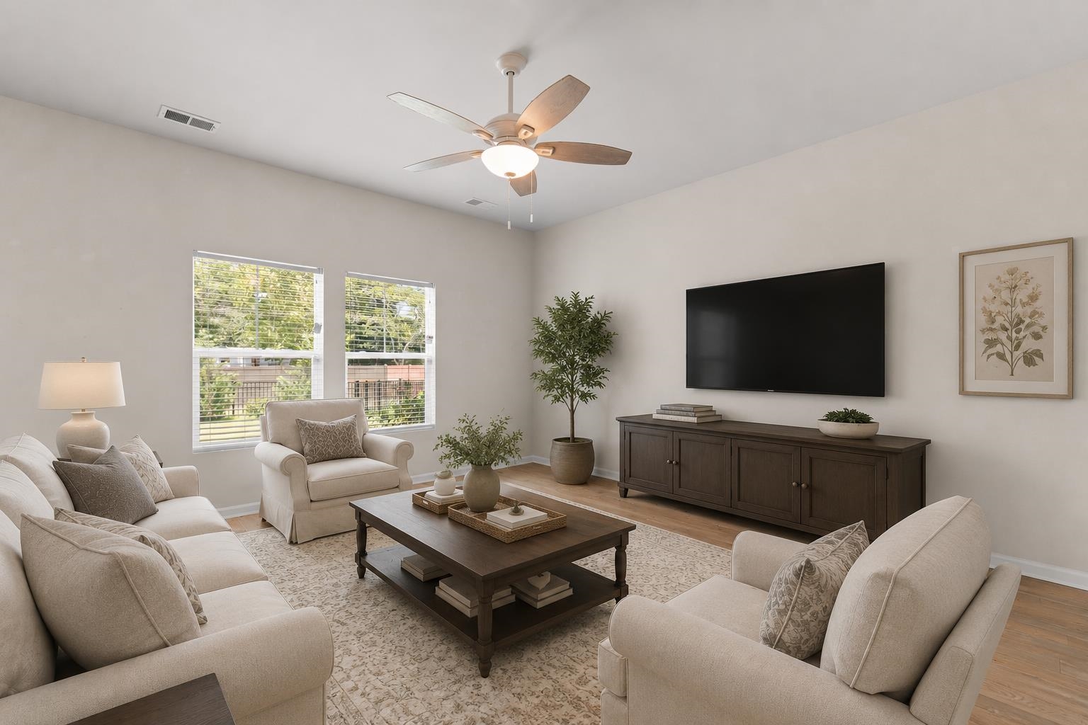 157 Cypress Tree Loop Property Photo 11