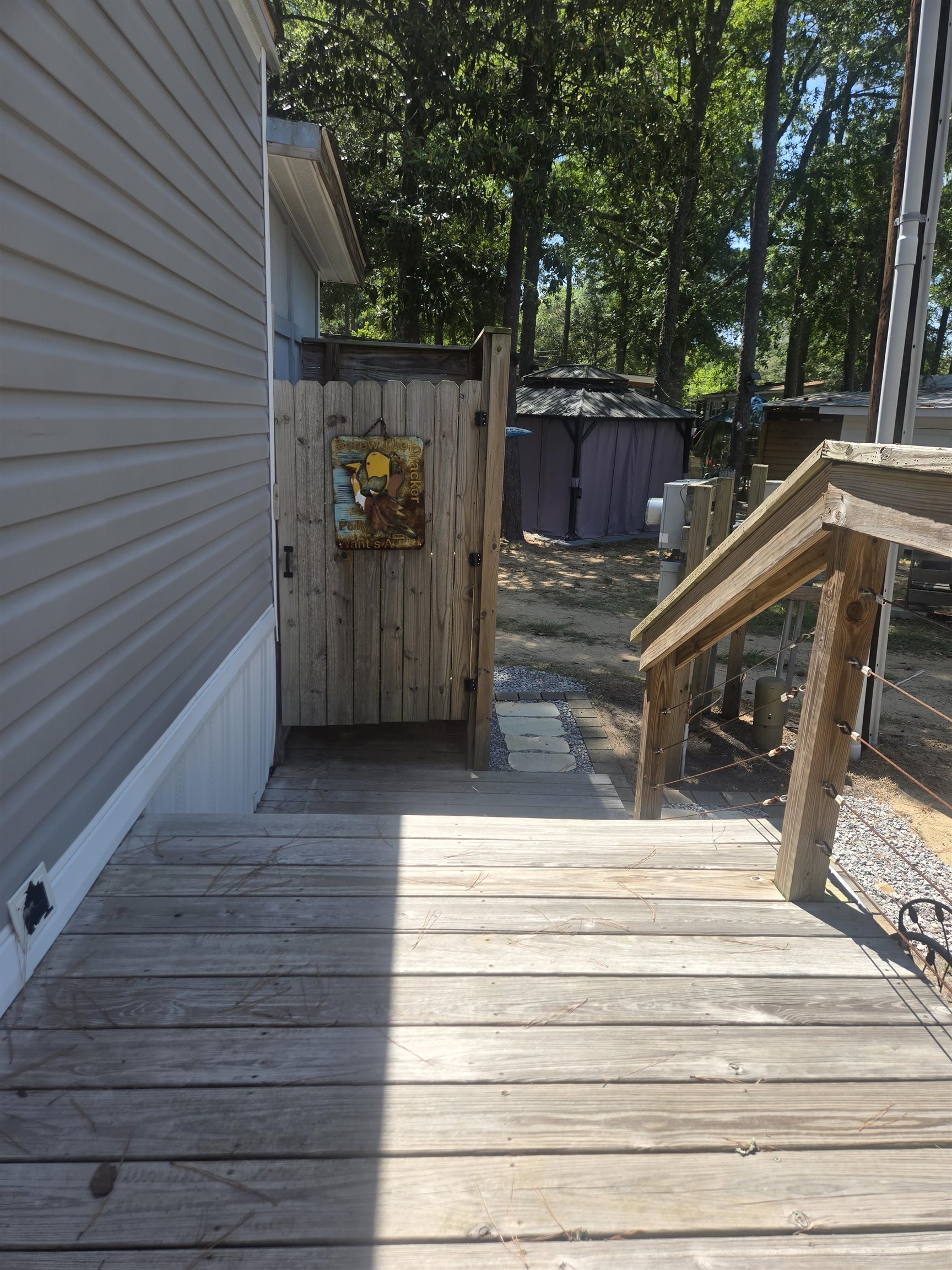 370 W Canal St. Property Photo 5