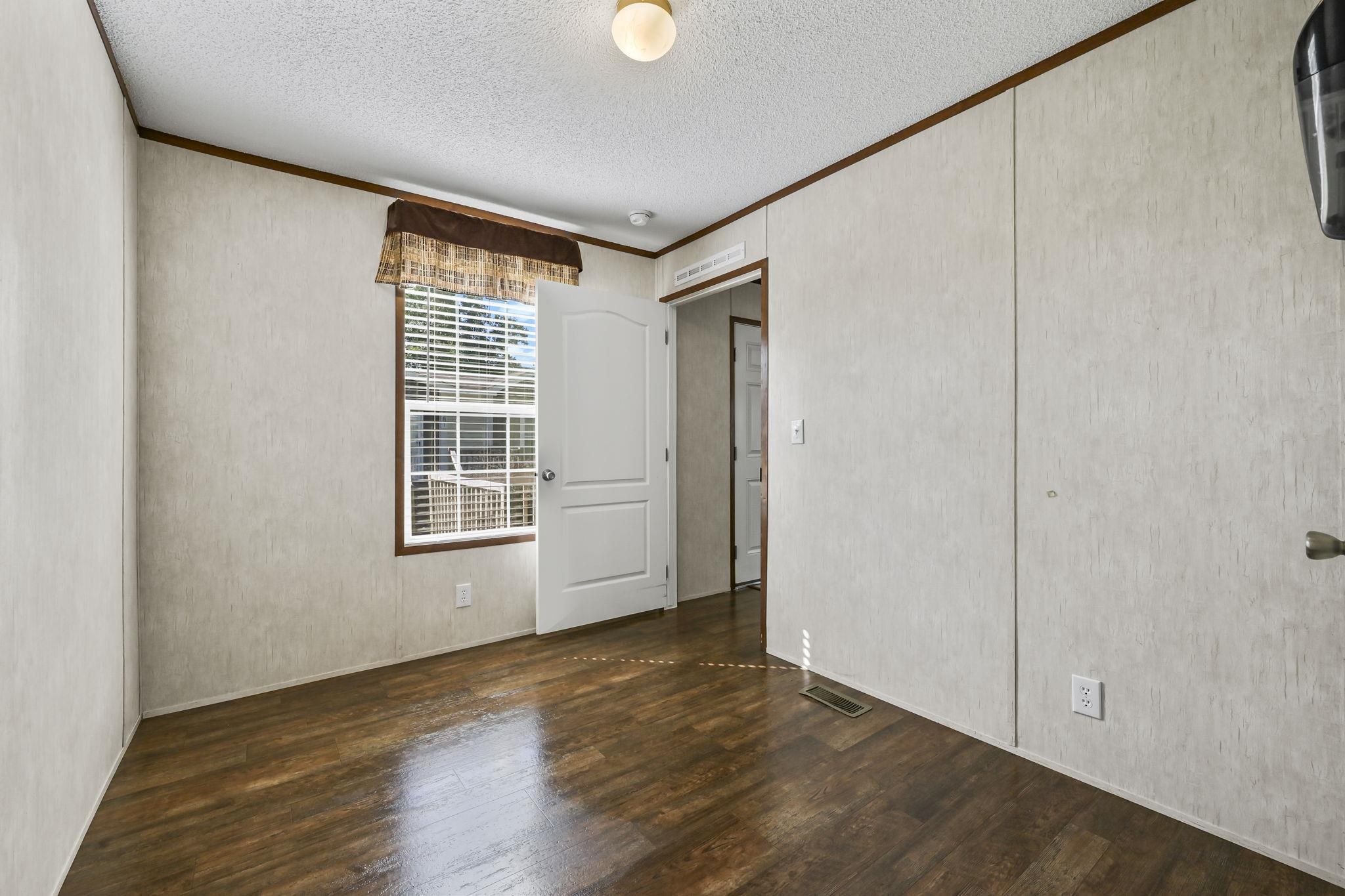 7579 Lacy Dr. Property Photo 13
