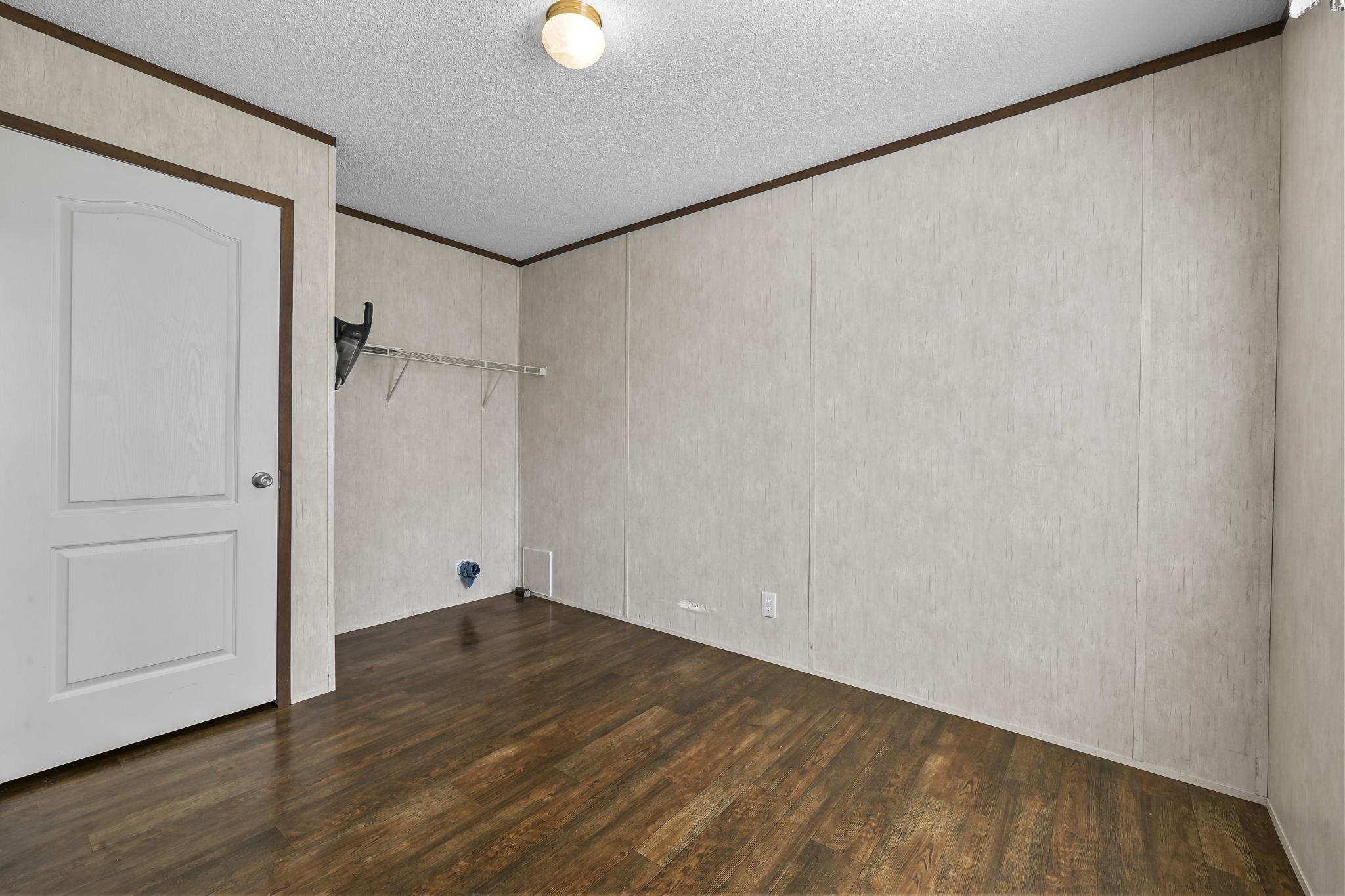 7579 Lacy Dr. Property Photo 14