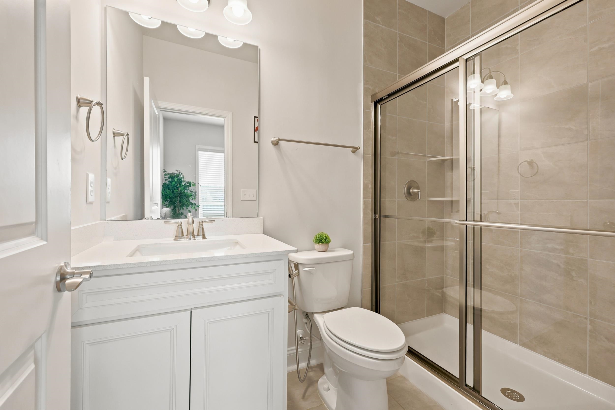 1537 Villena Dr. Property Photo 16