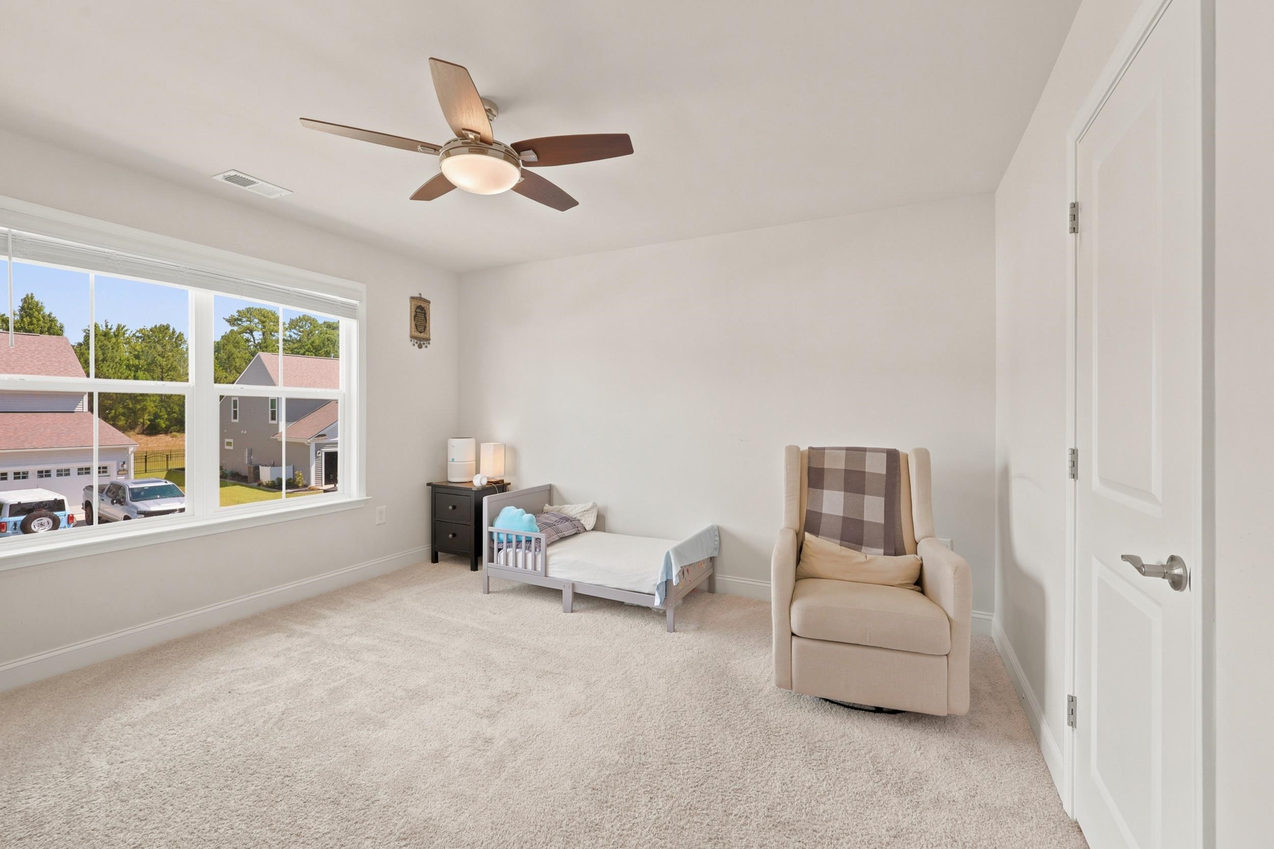 1537 Villena Dr. Property Photo 23