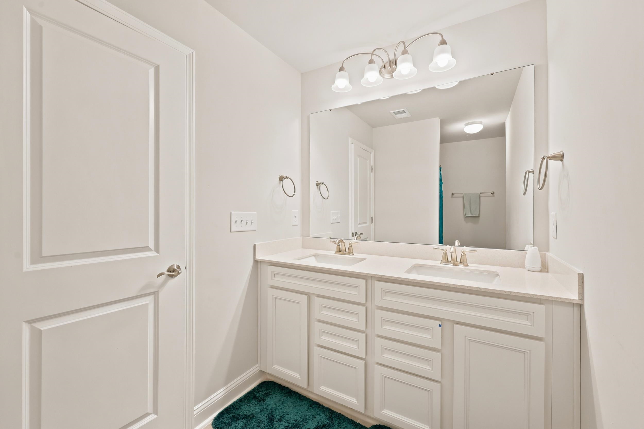 1537 Villena Dr. Property Photo 35
