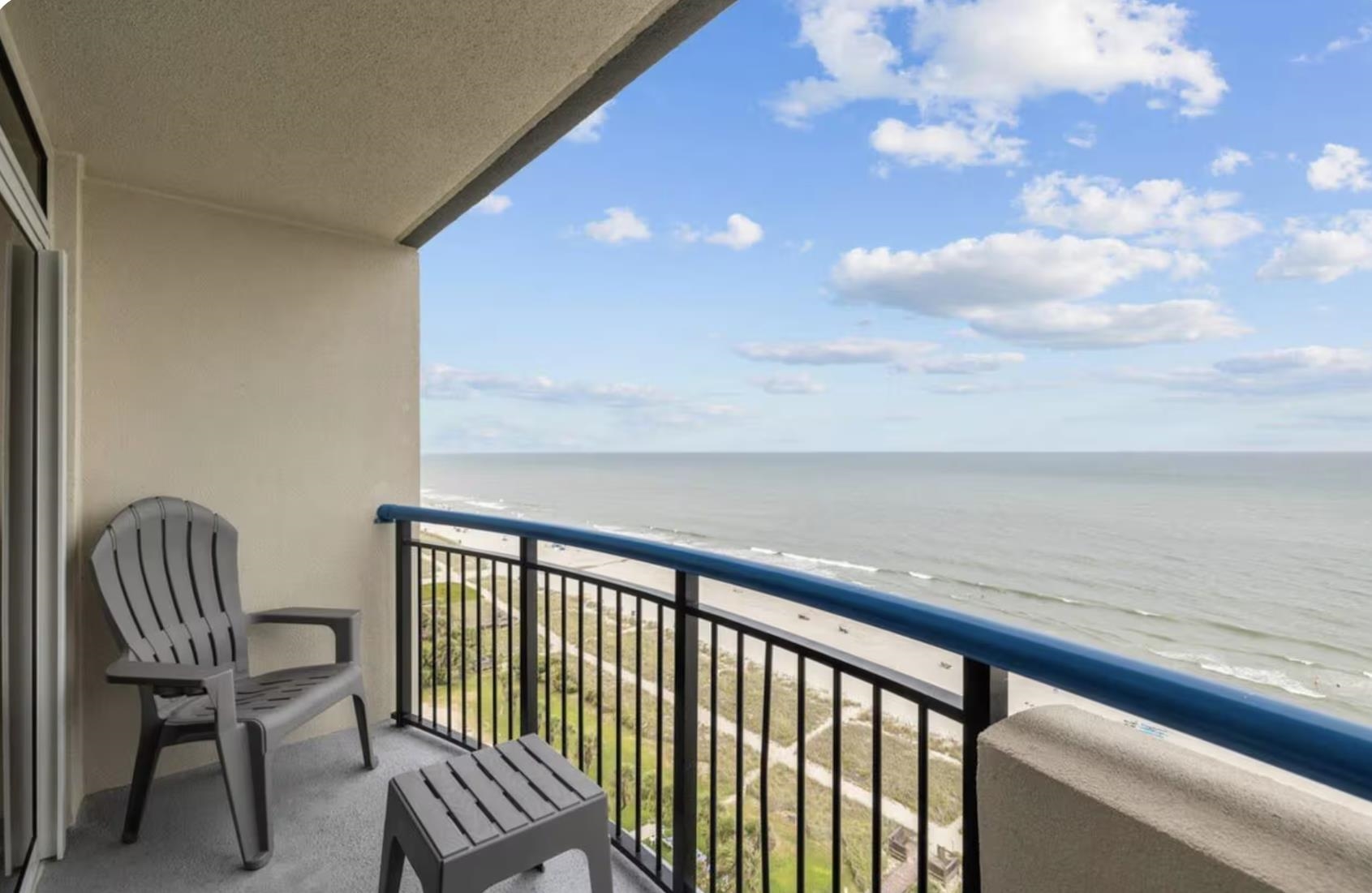 2300 N Ocean Blvd. Property Photo 5