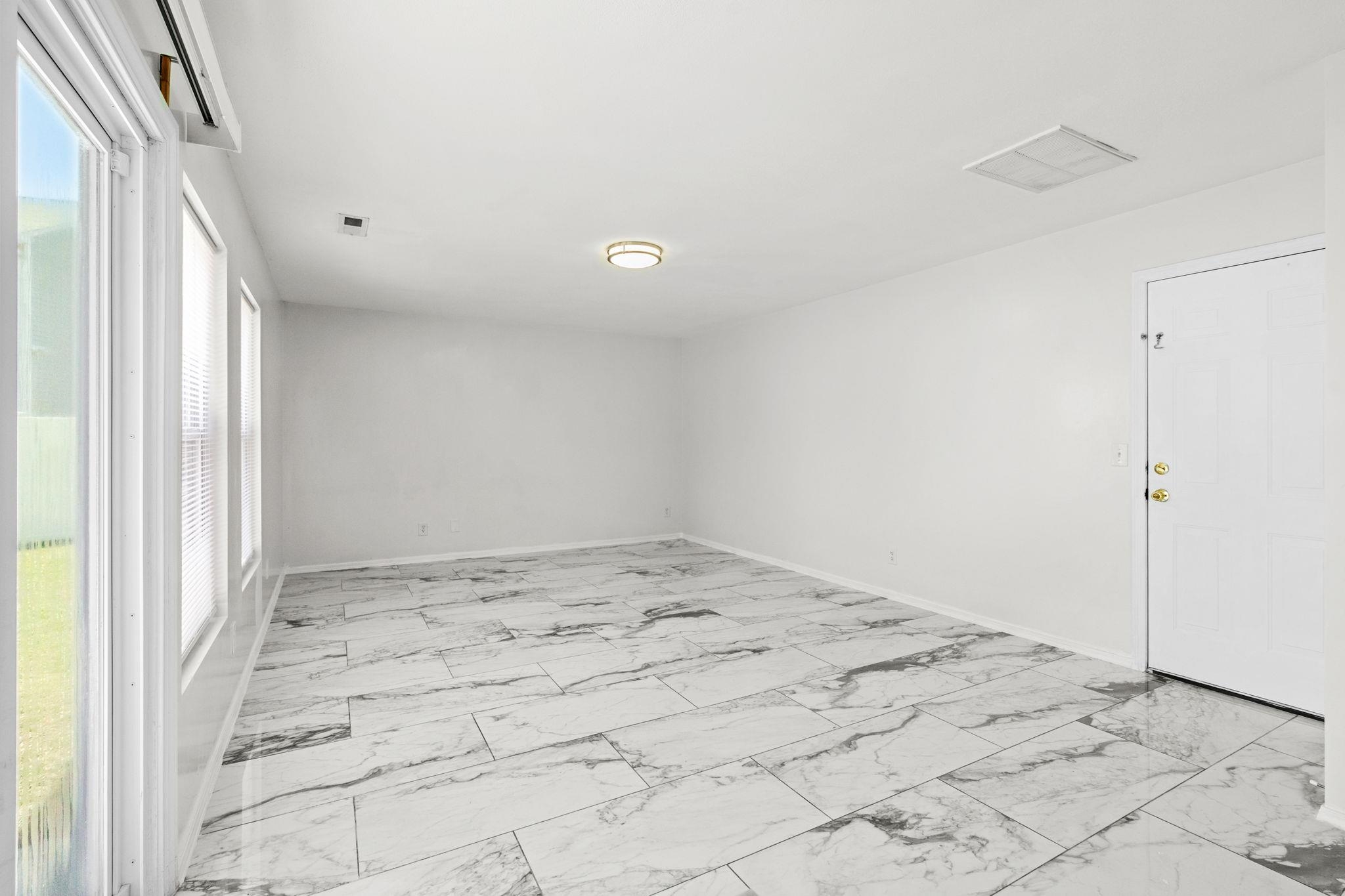 729 Dragon Fly Dr. Property Photo 11