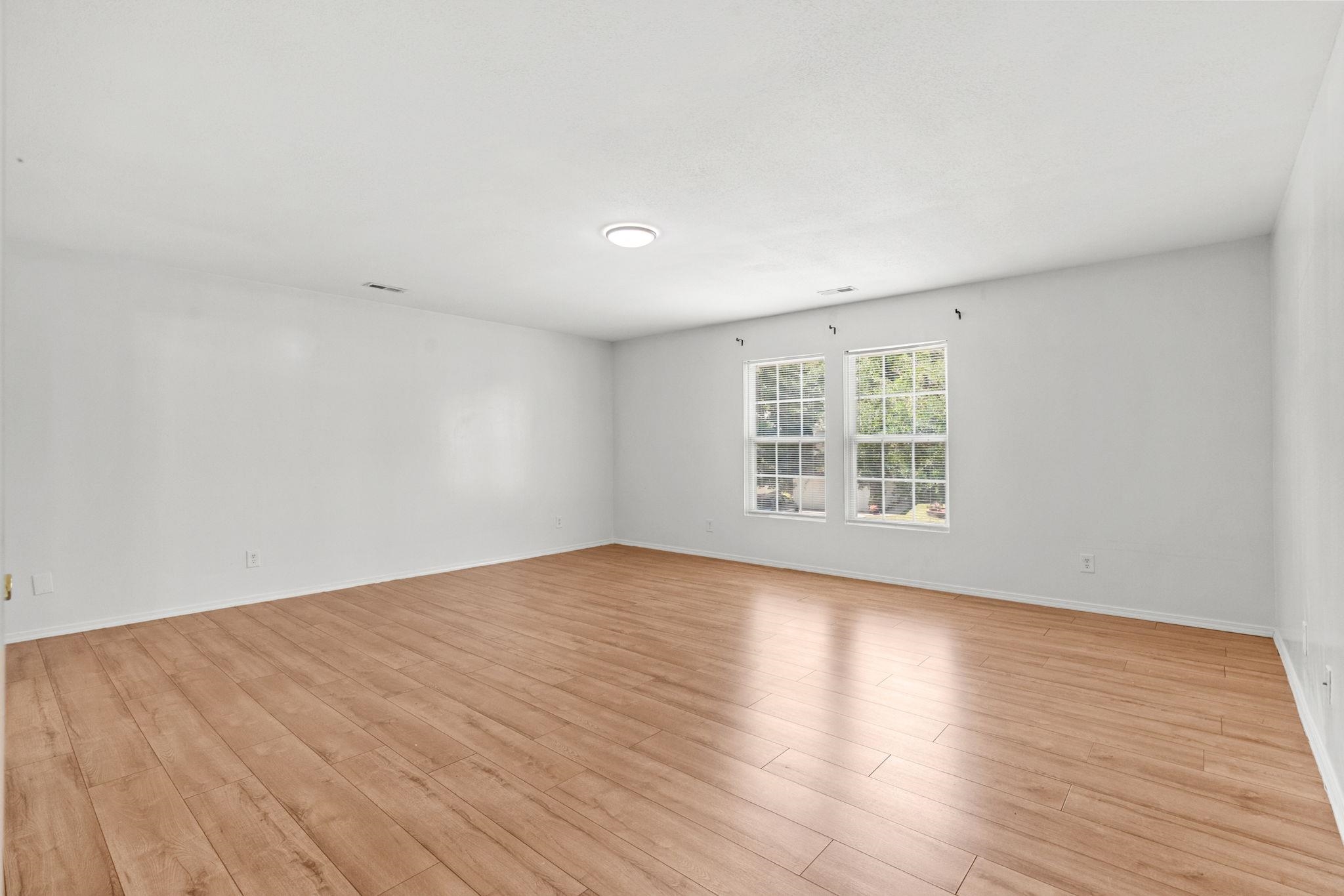 729 Dragon Fly Dr. Property Photo 18