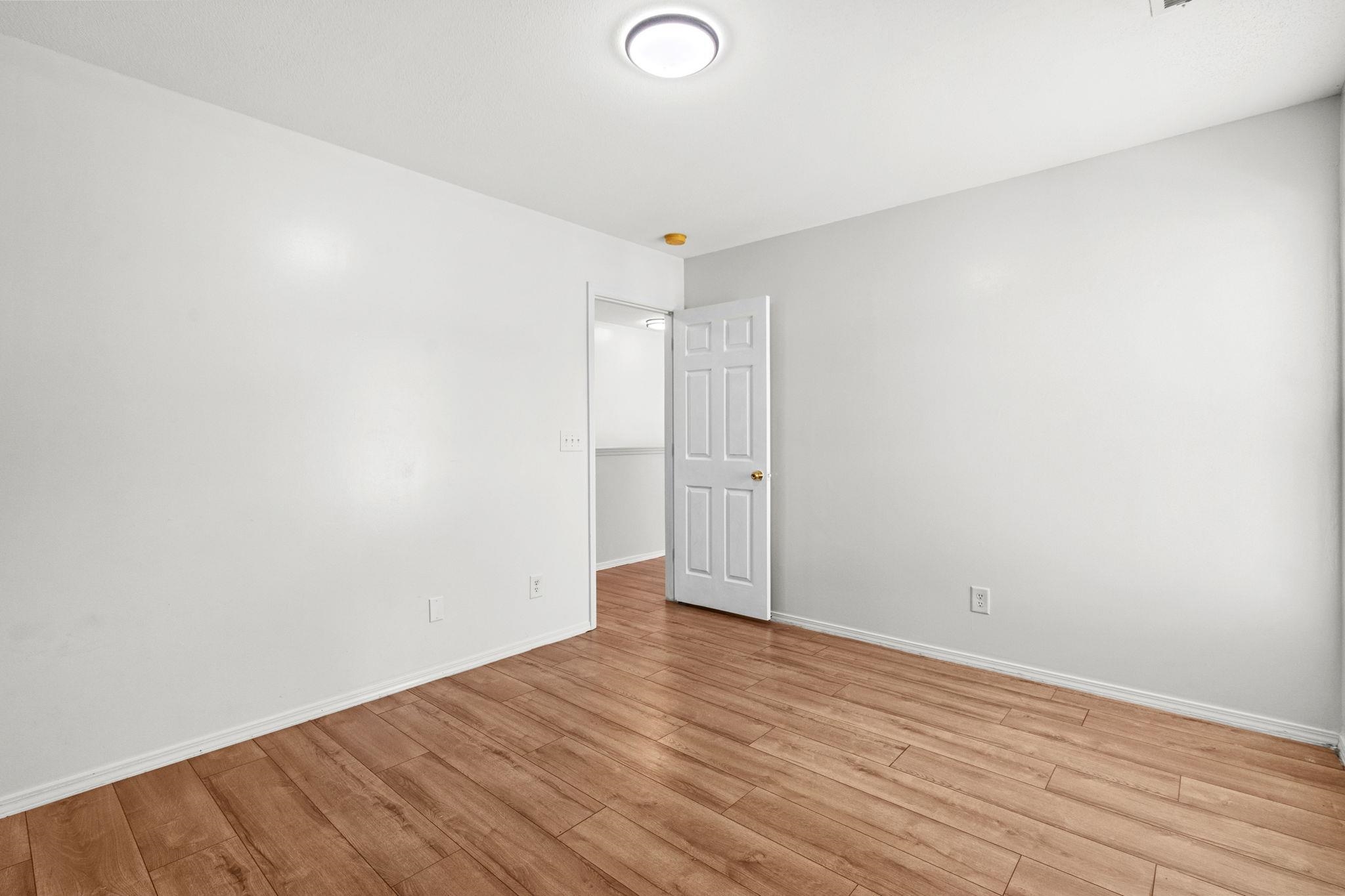 729 Dragon Fly Dr. Property Photo 34