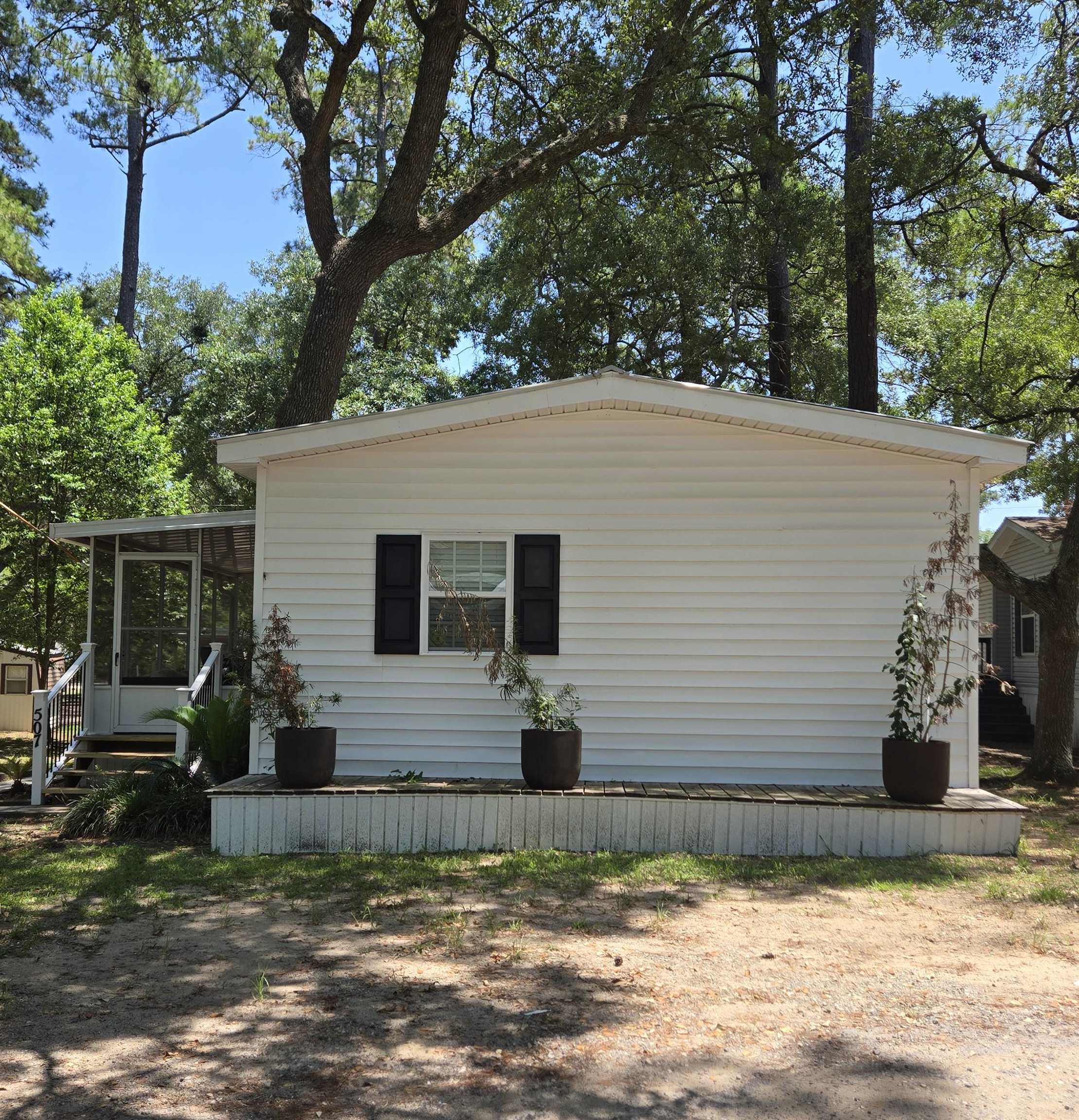 507 Club House Rd. Property Photo 3