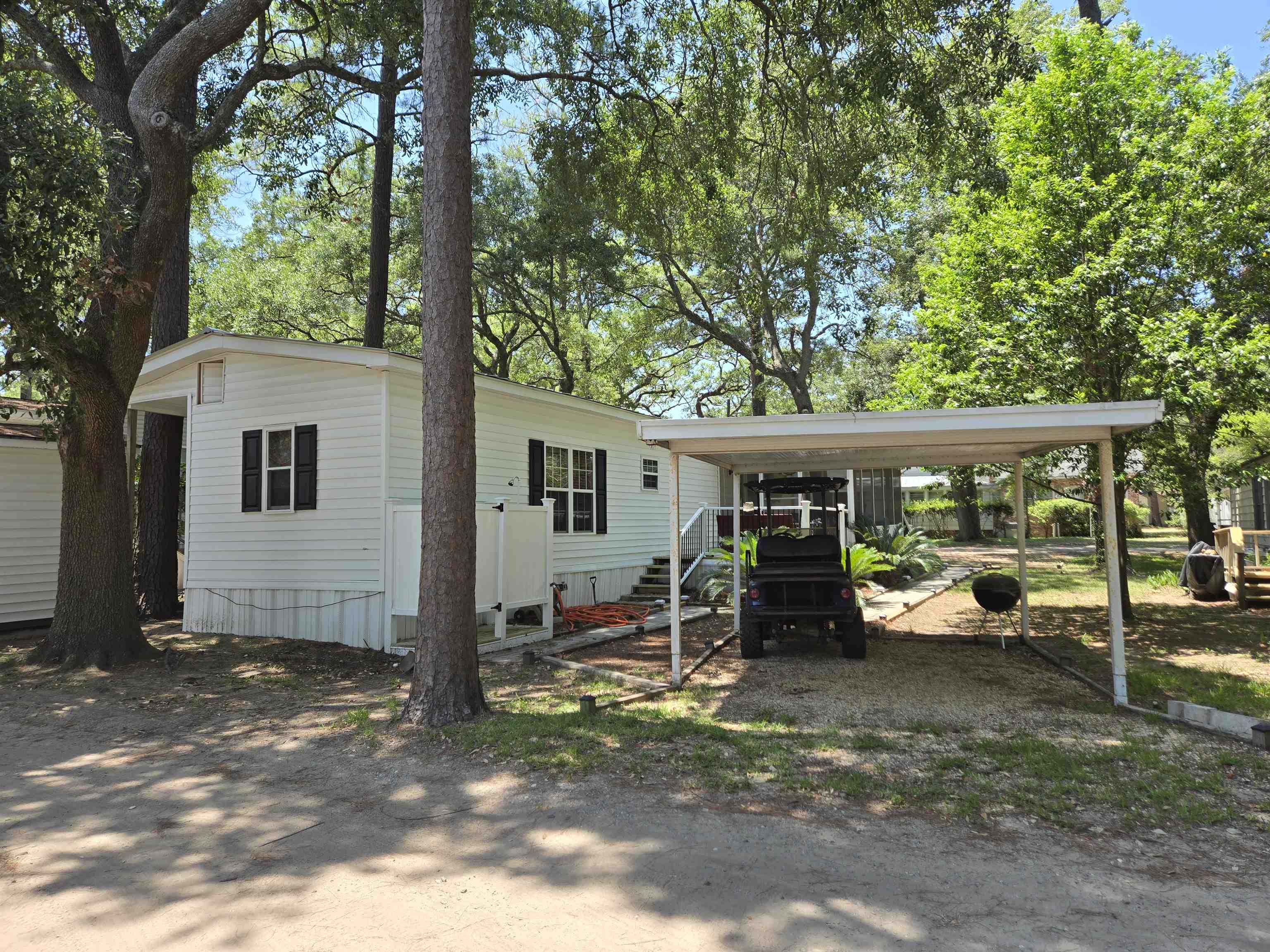 507 Club House Rd. Property Photo 5