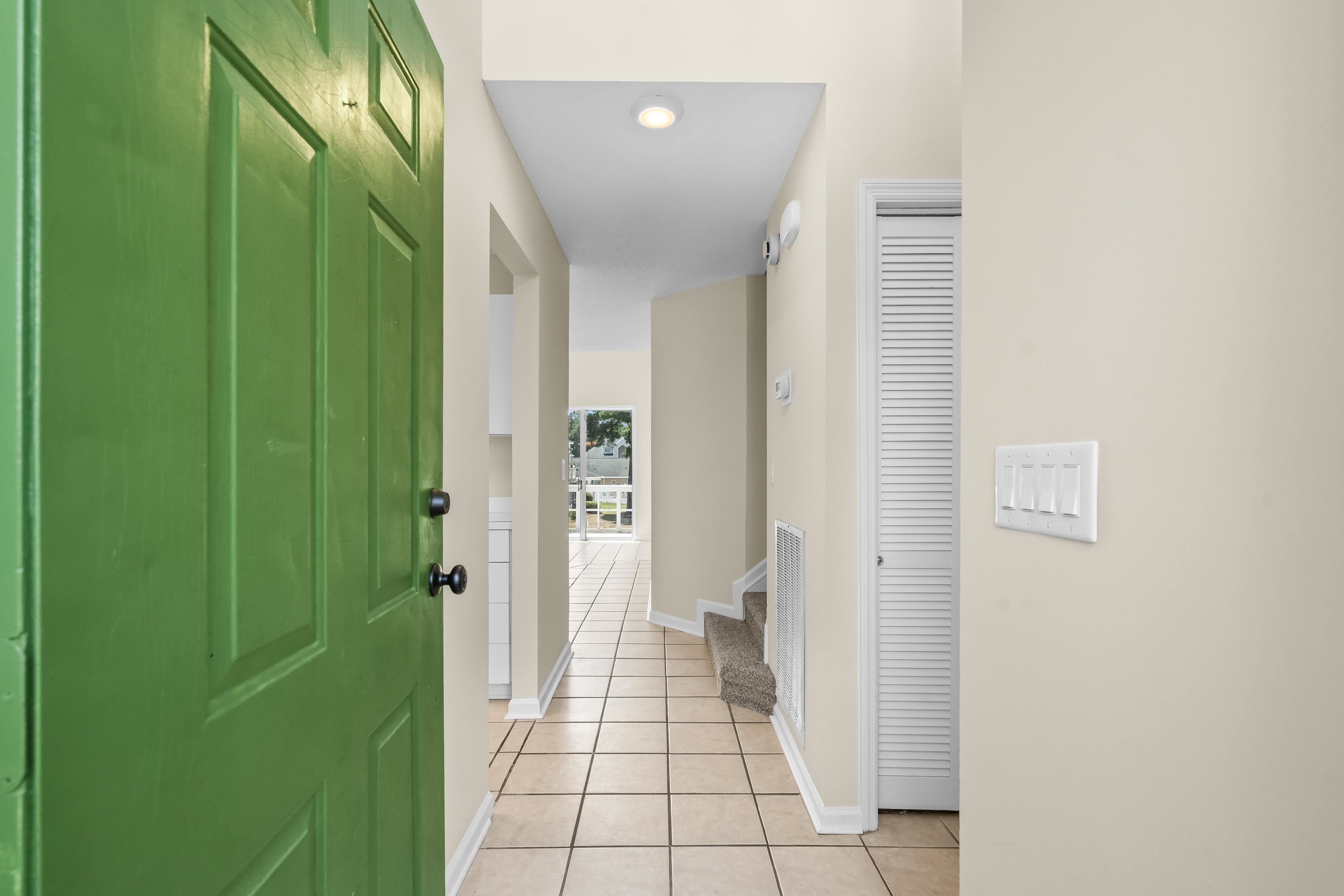 3827 Masters Ct. Property Photo 4