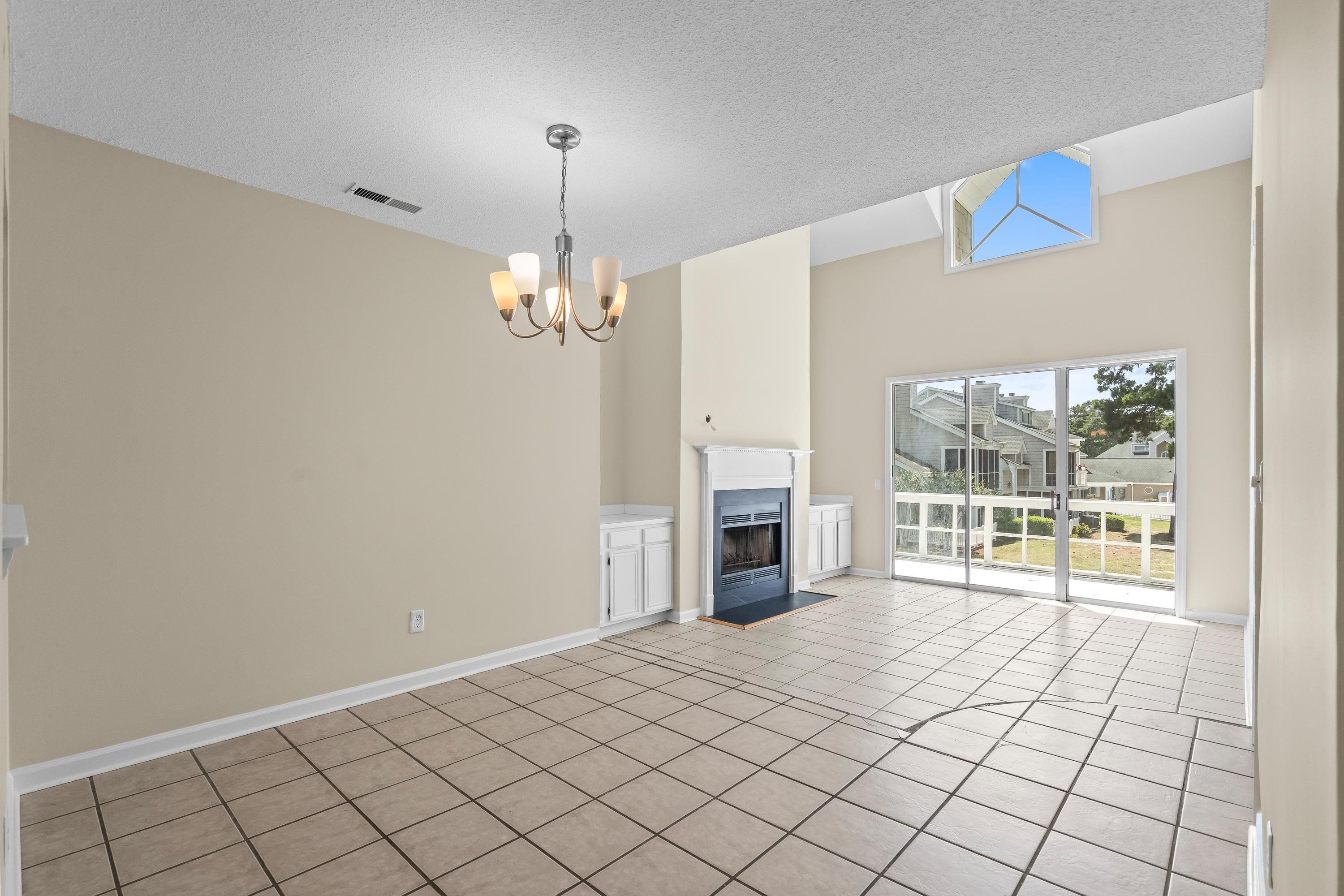 3827 Masters Ct. Property Photo 6