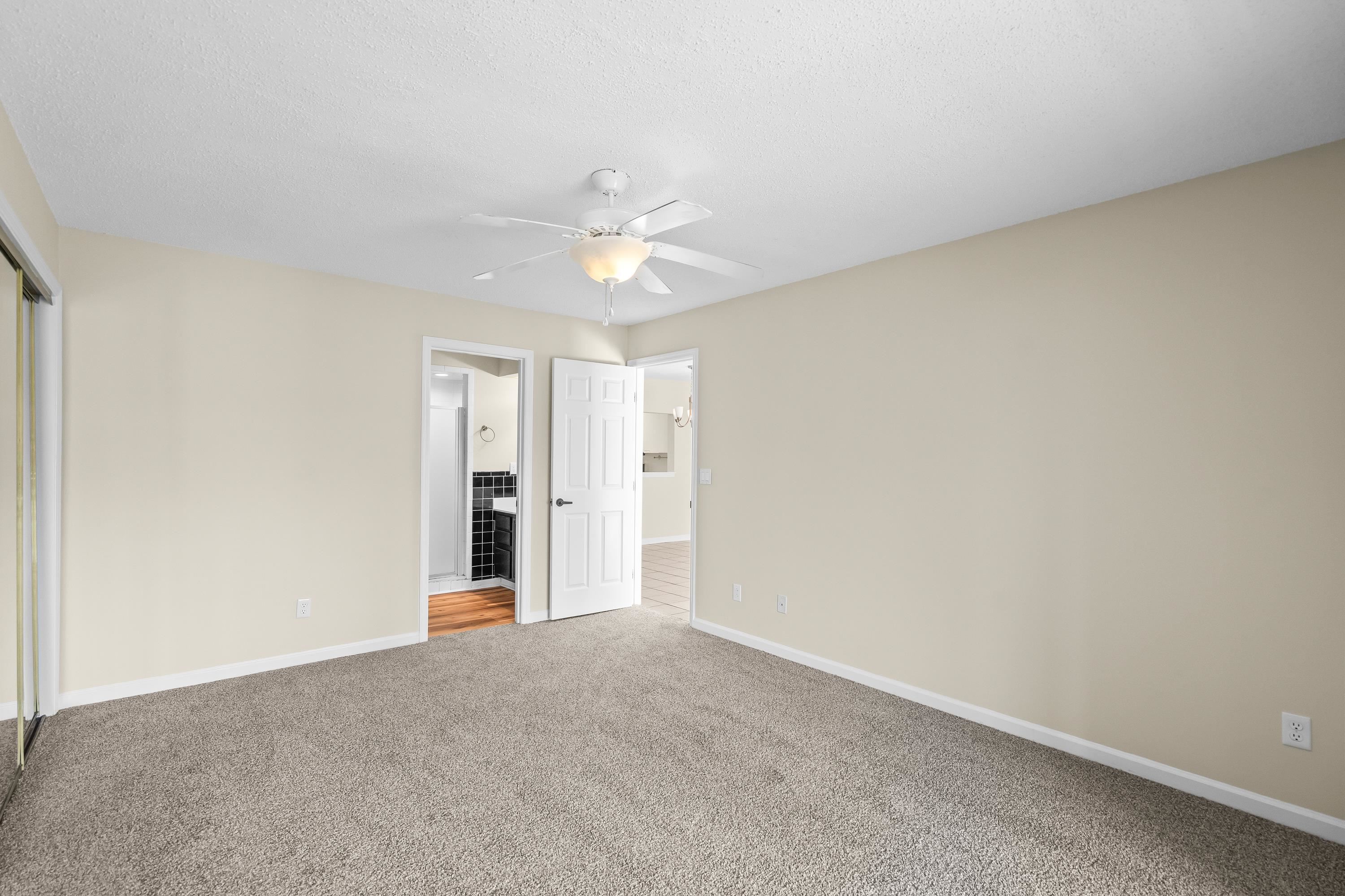 3827 Masters Ct. Property Photo 23