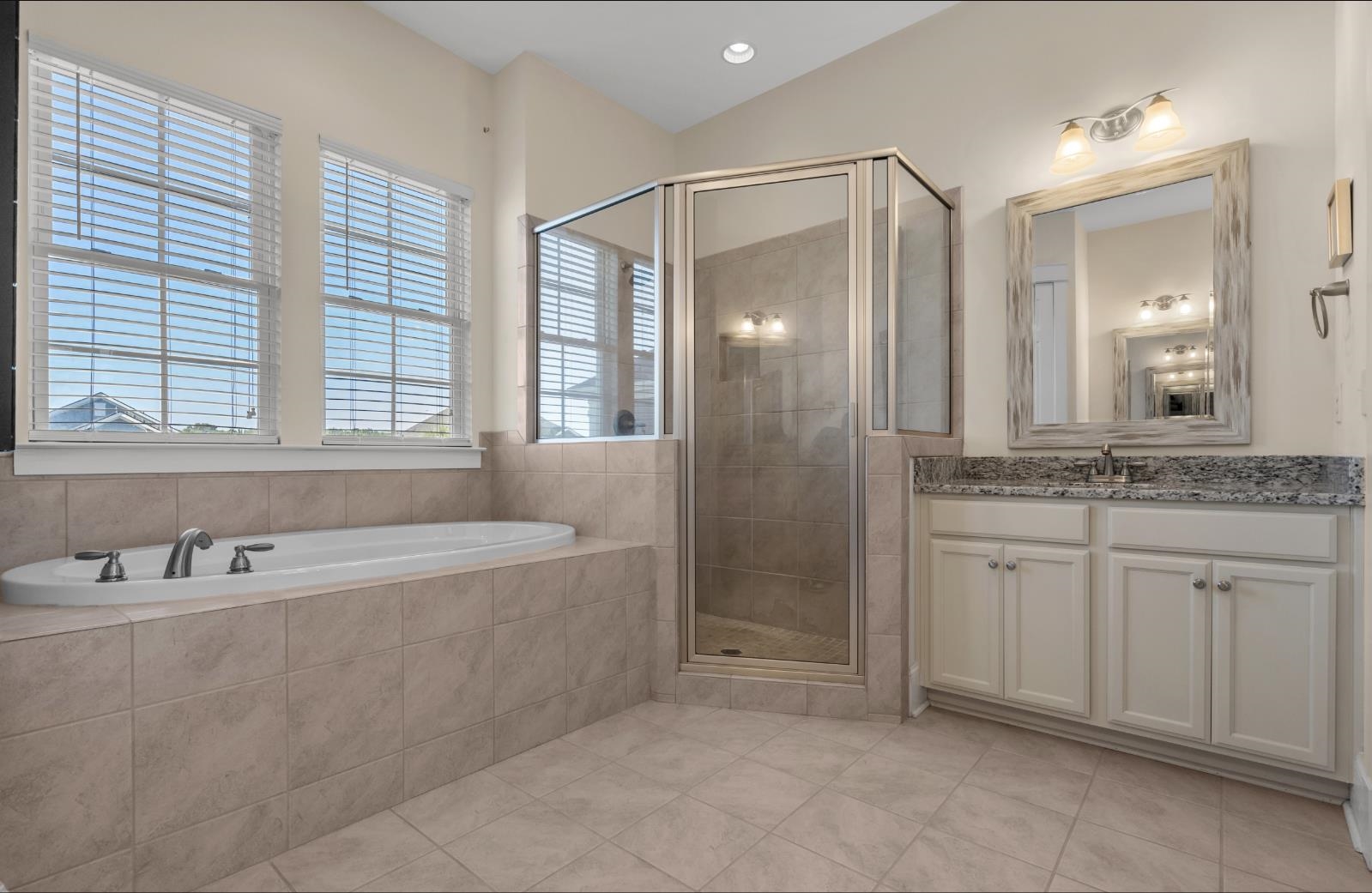 840 Crystal Water Way Property Photo 25