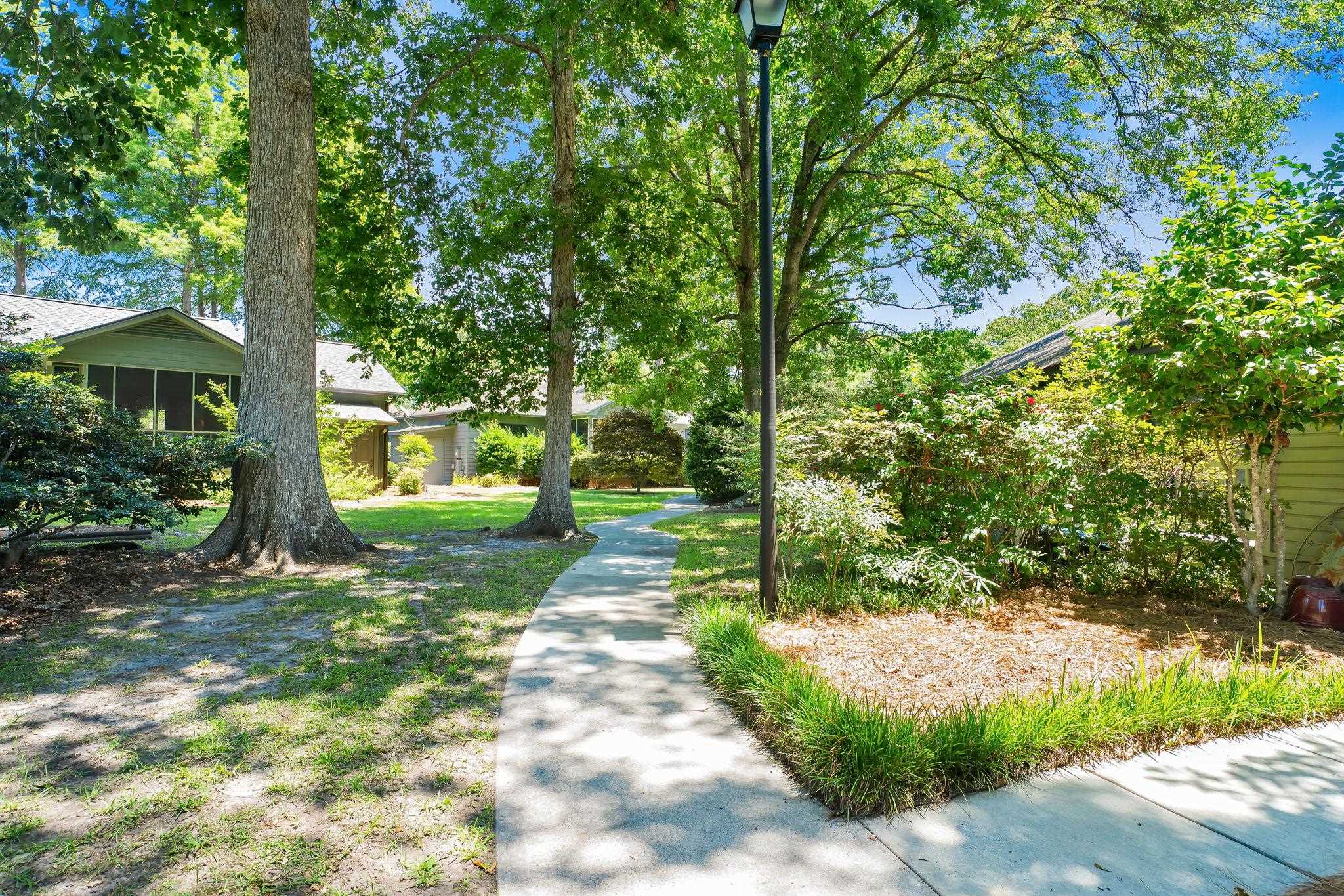 812 Villas Ct. Property Photo 28