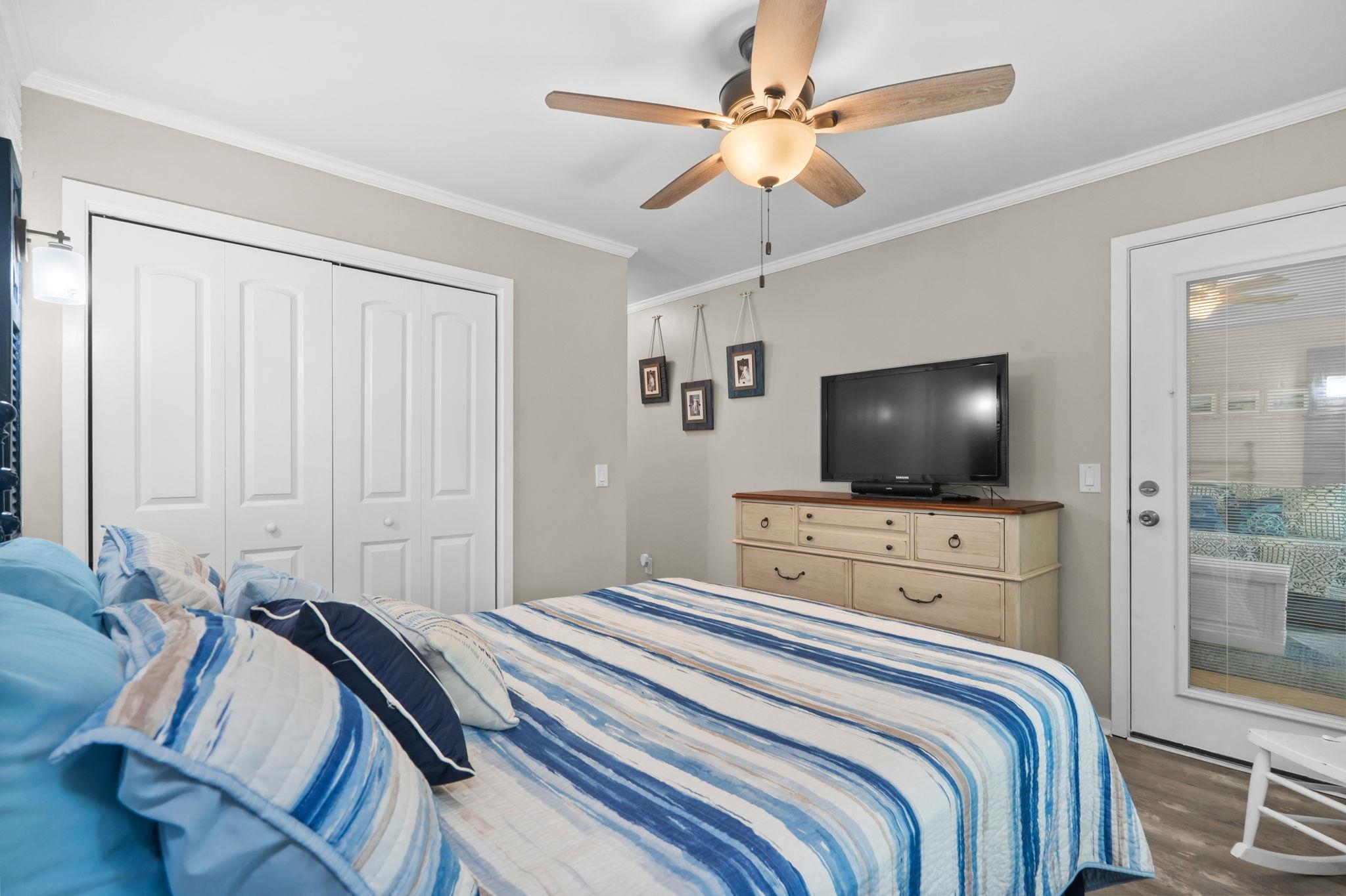 812 Villas Ct. Property Photo 32