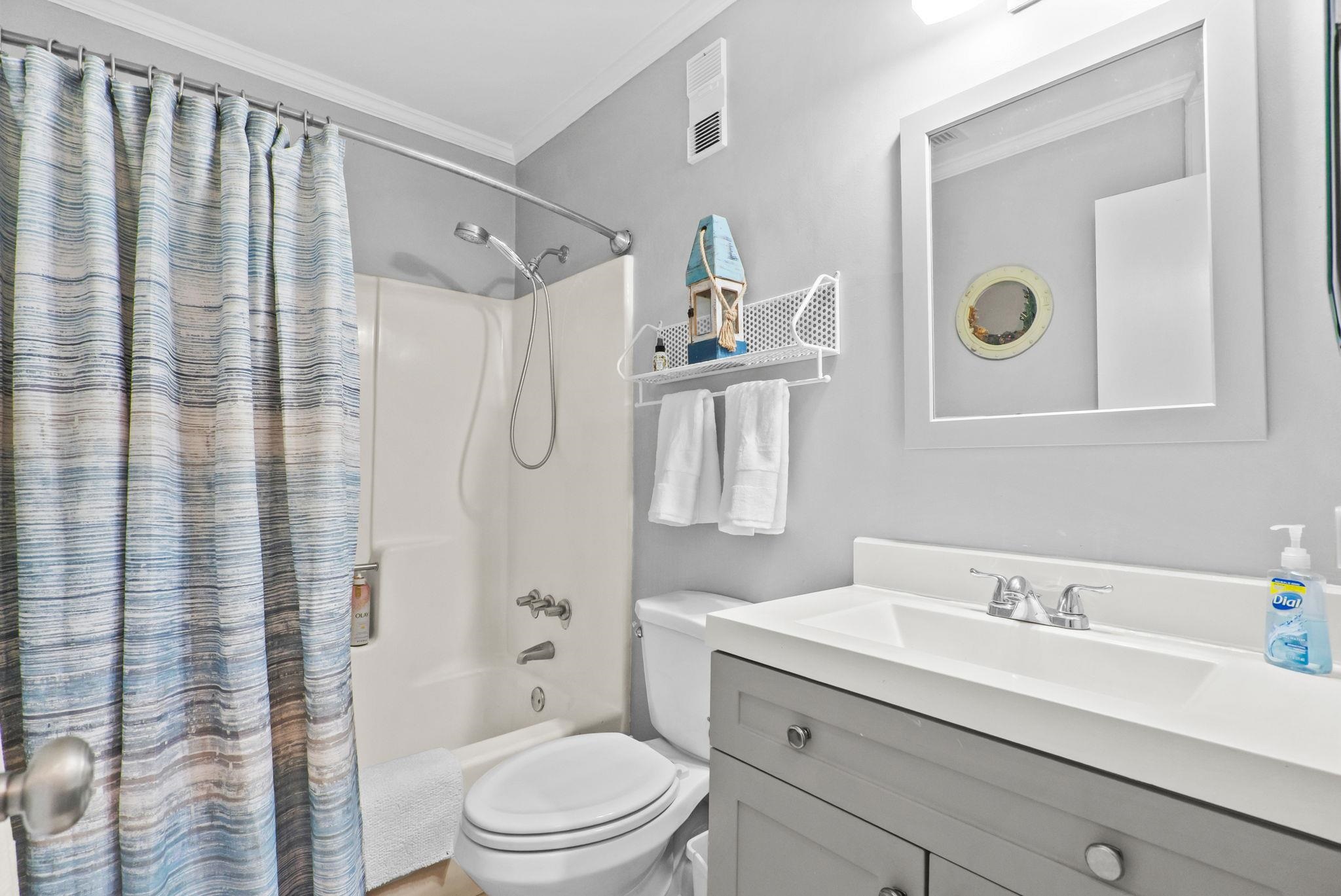 812 Villas Ct. Property Photo 33