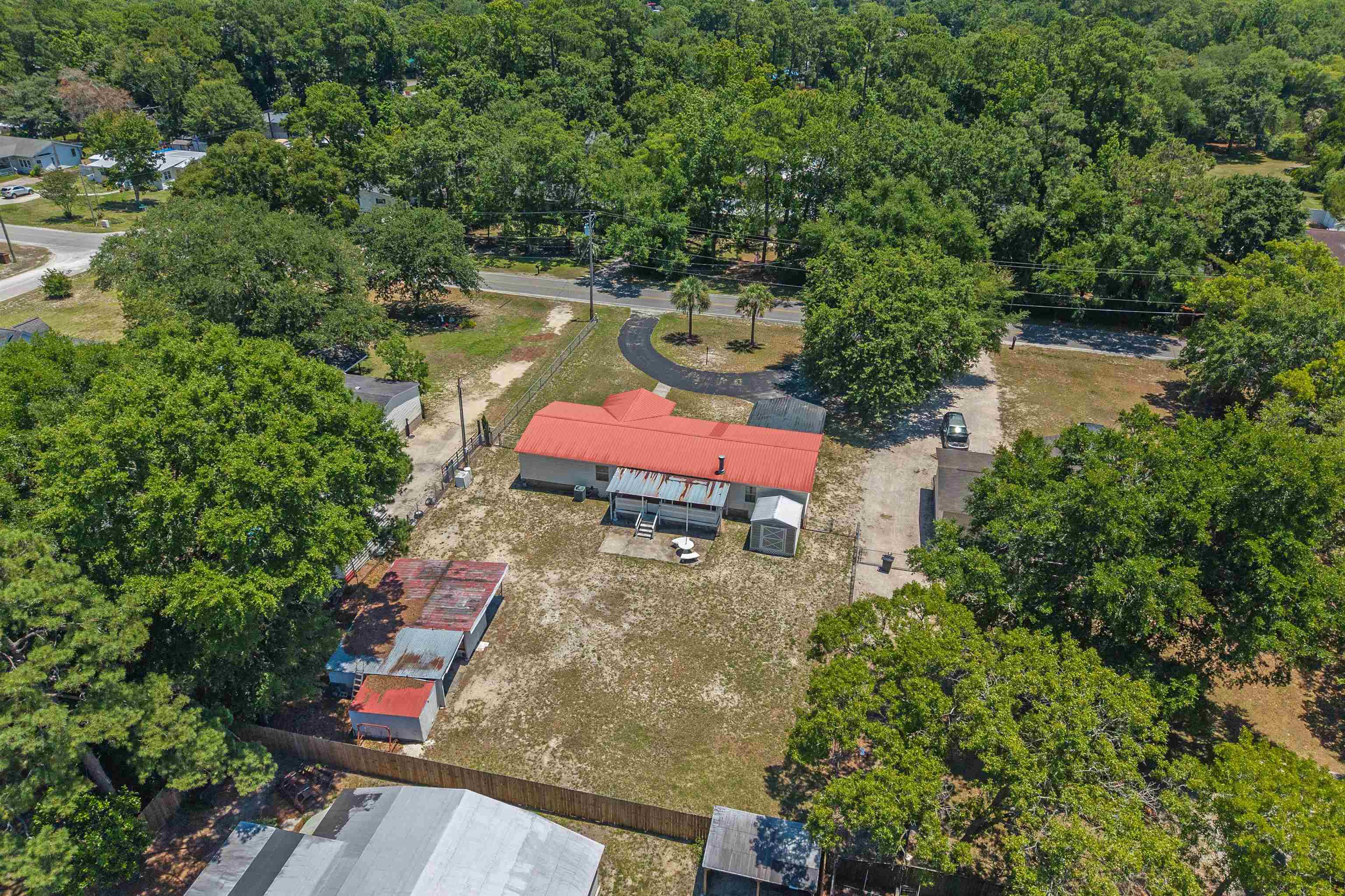 5074 Wesley Rd. Property Photo 3