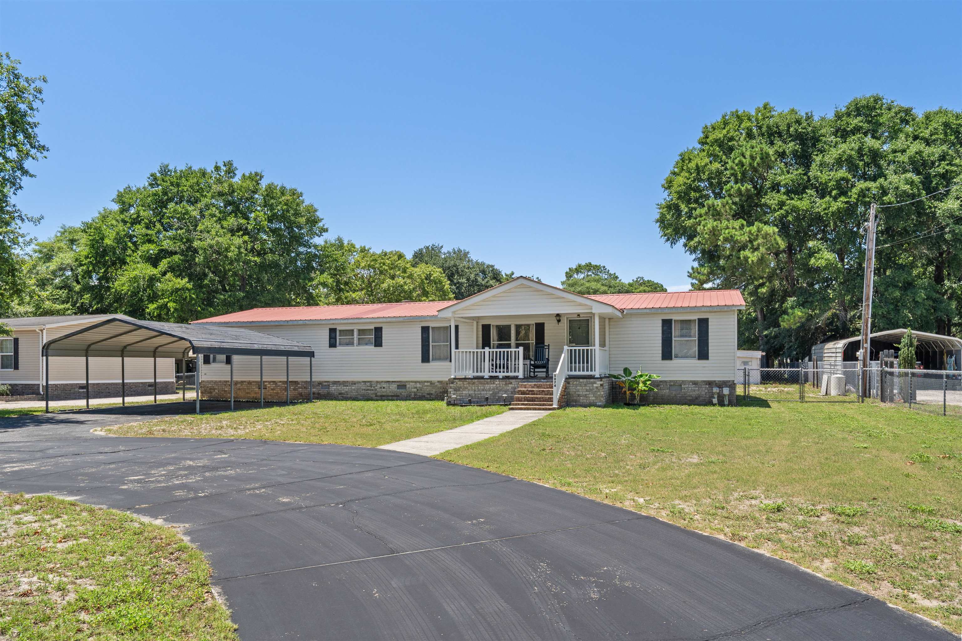 5074 Wesley Rd. Property Photo 5