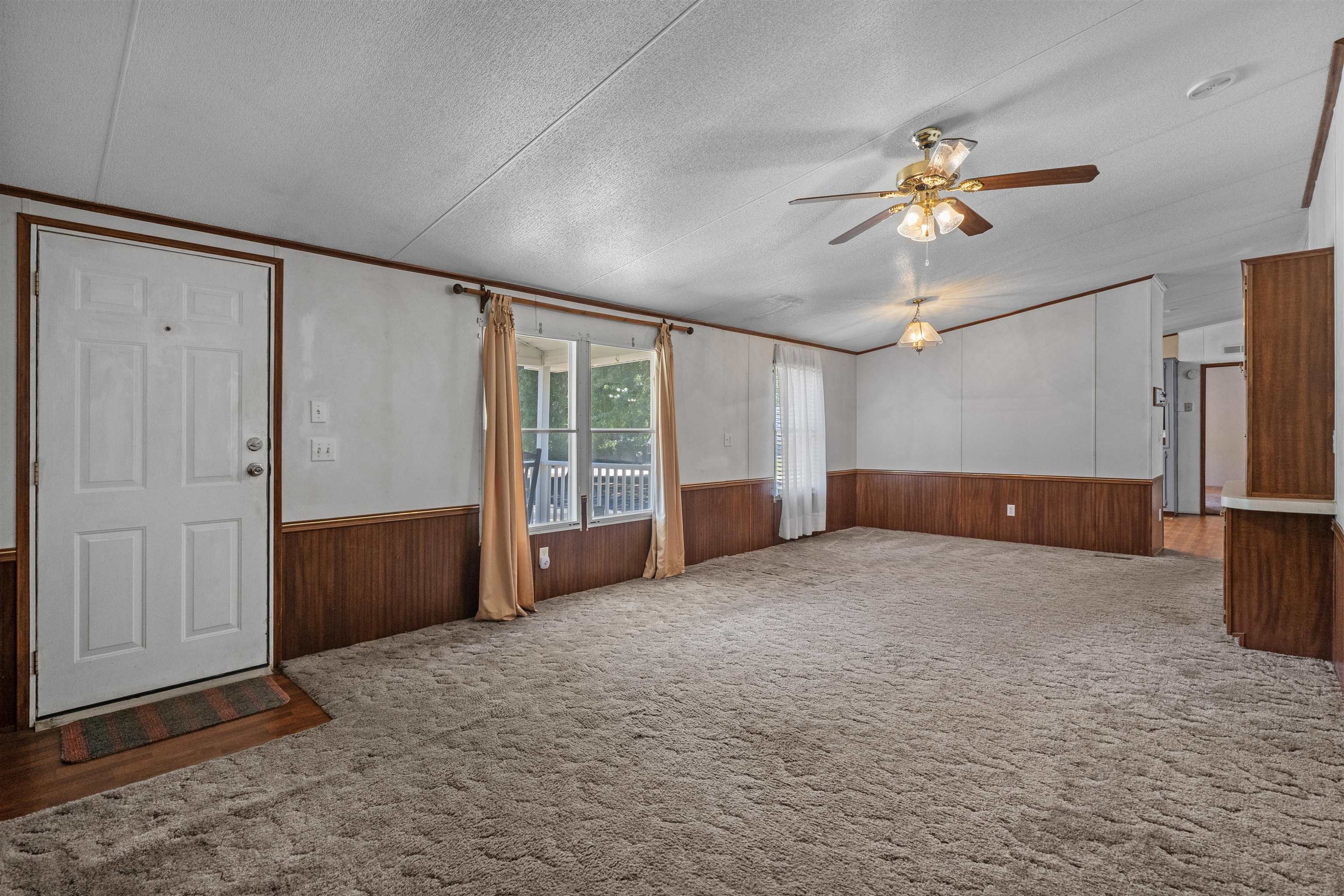 5074 Wesley Rd. Property Photo 11