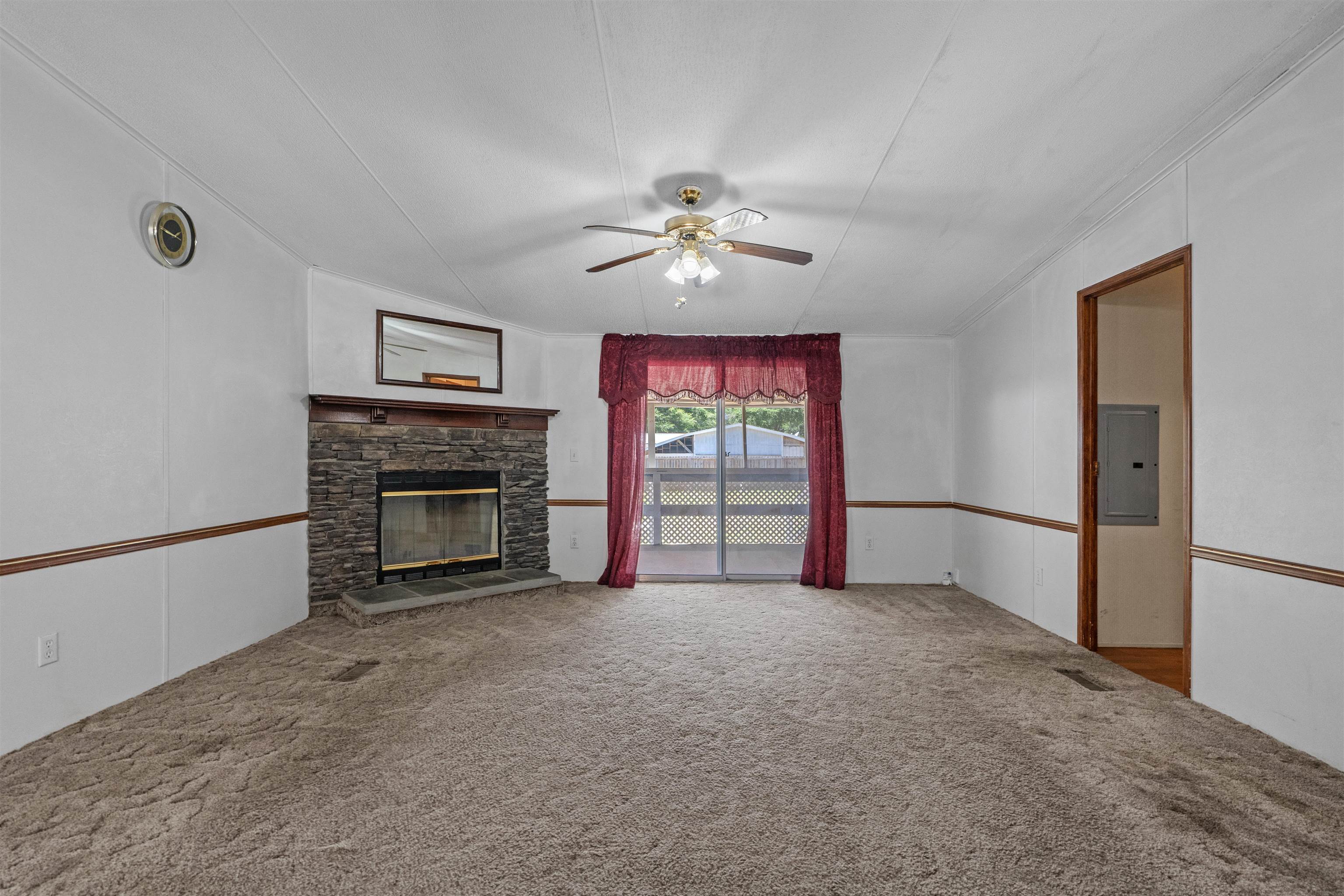 5074 Wesley Rd. Property Photo 17