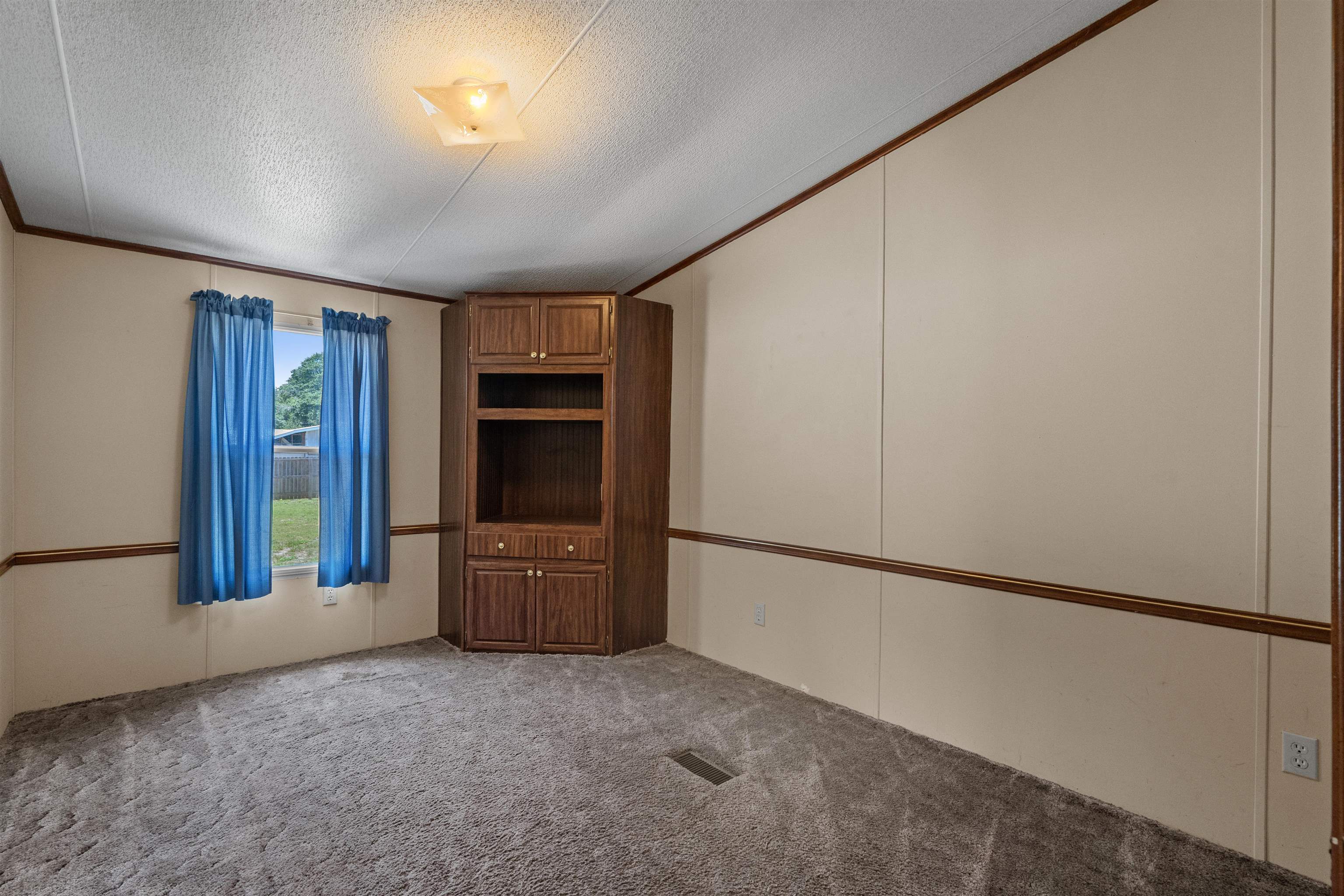 5074 Wesley Rd. Property Photo 34