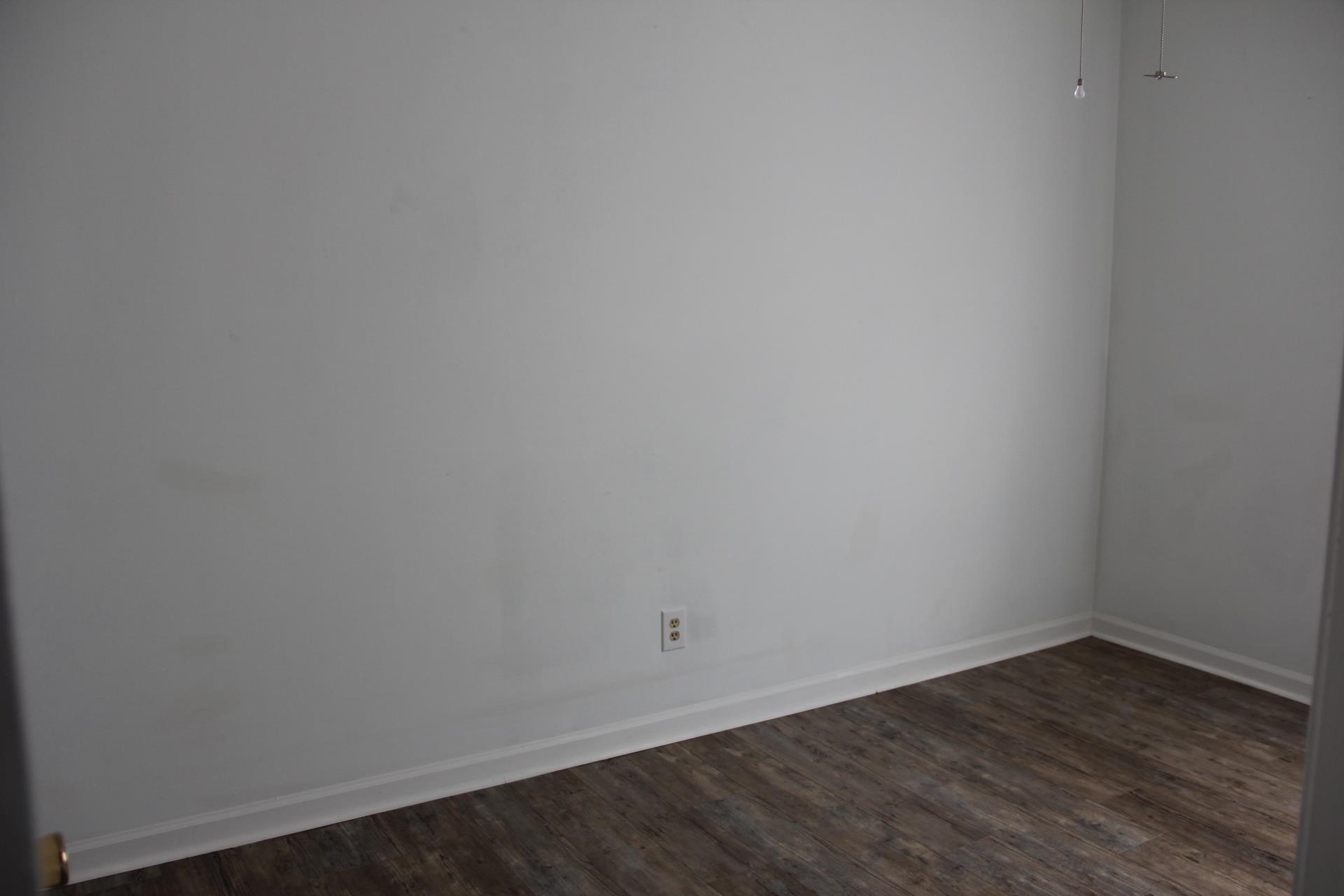 1557 Elizabeth Rd. Property Photo 11