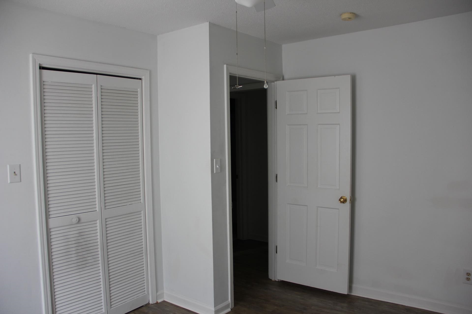 1557 Elizabeth Rd. Property Photo 14