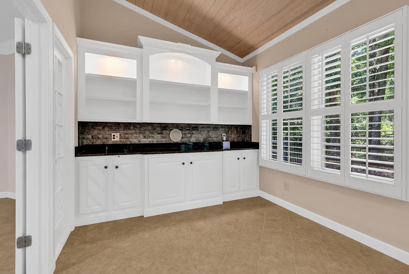 1204 Pine Valley Rd. Property Photo 7