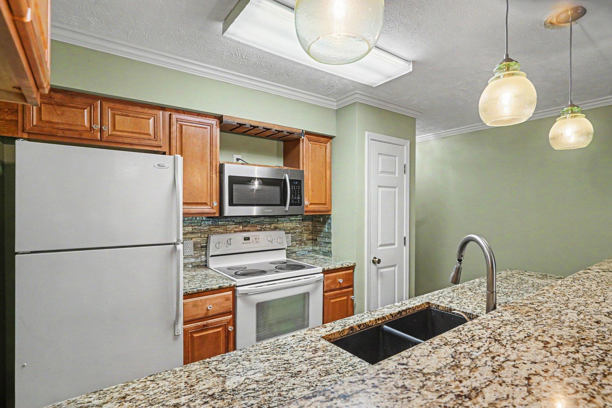 4490 Coquina Harbour Dr. Property Photo 9
