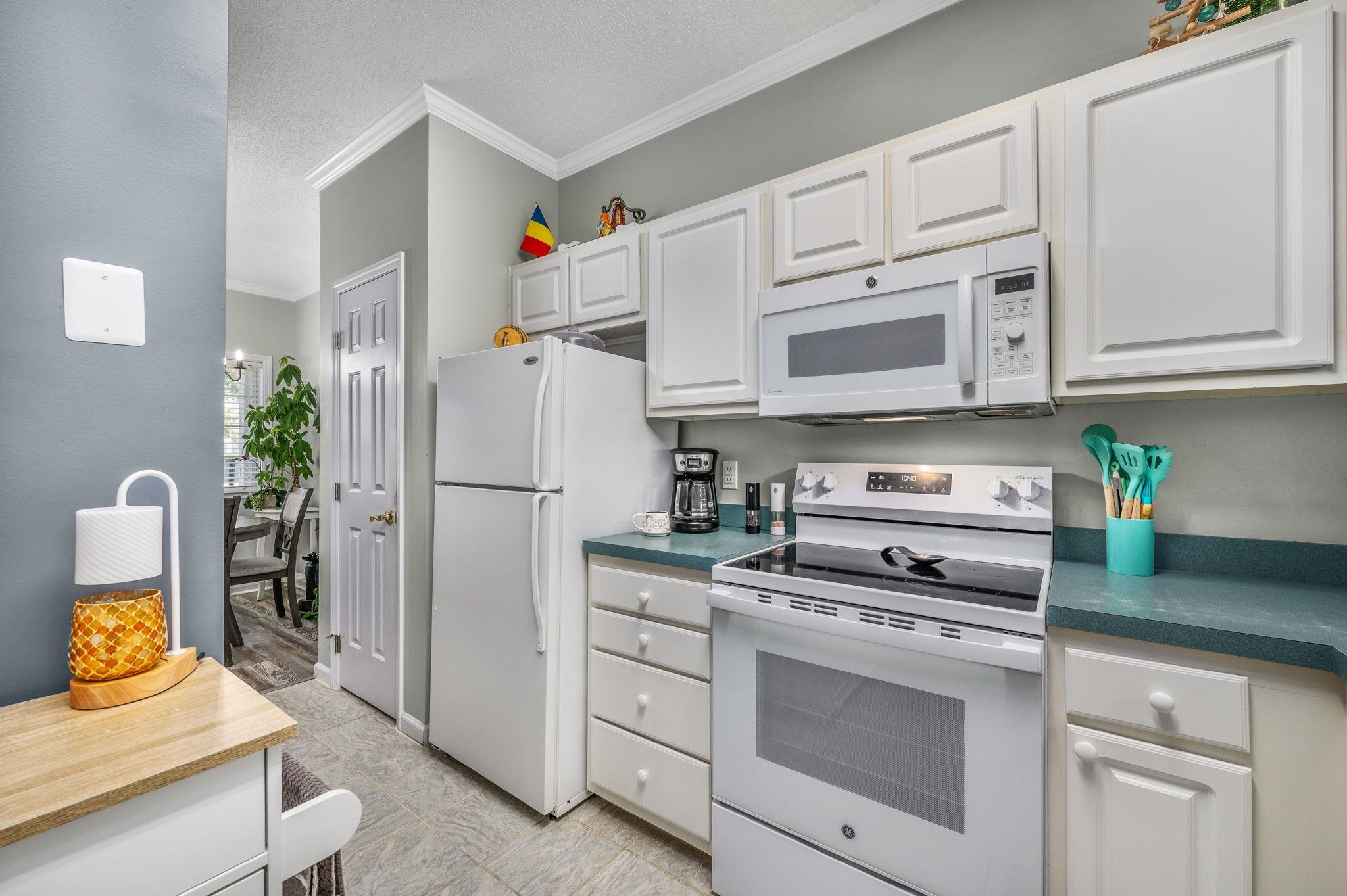 4215 Coquina Harbour Dr. Property Photo 10