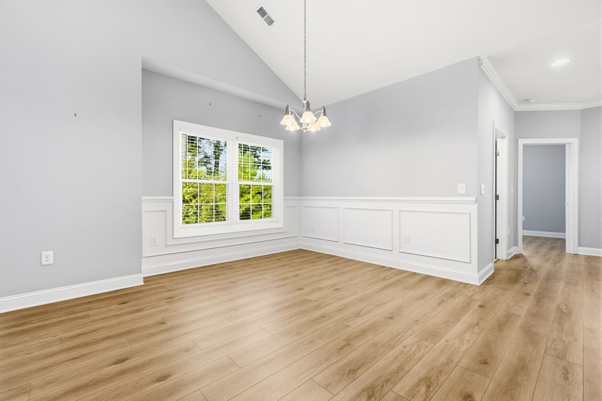 908 Jackline Place Property Photo 14