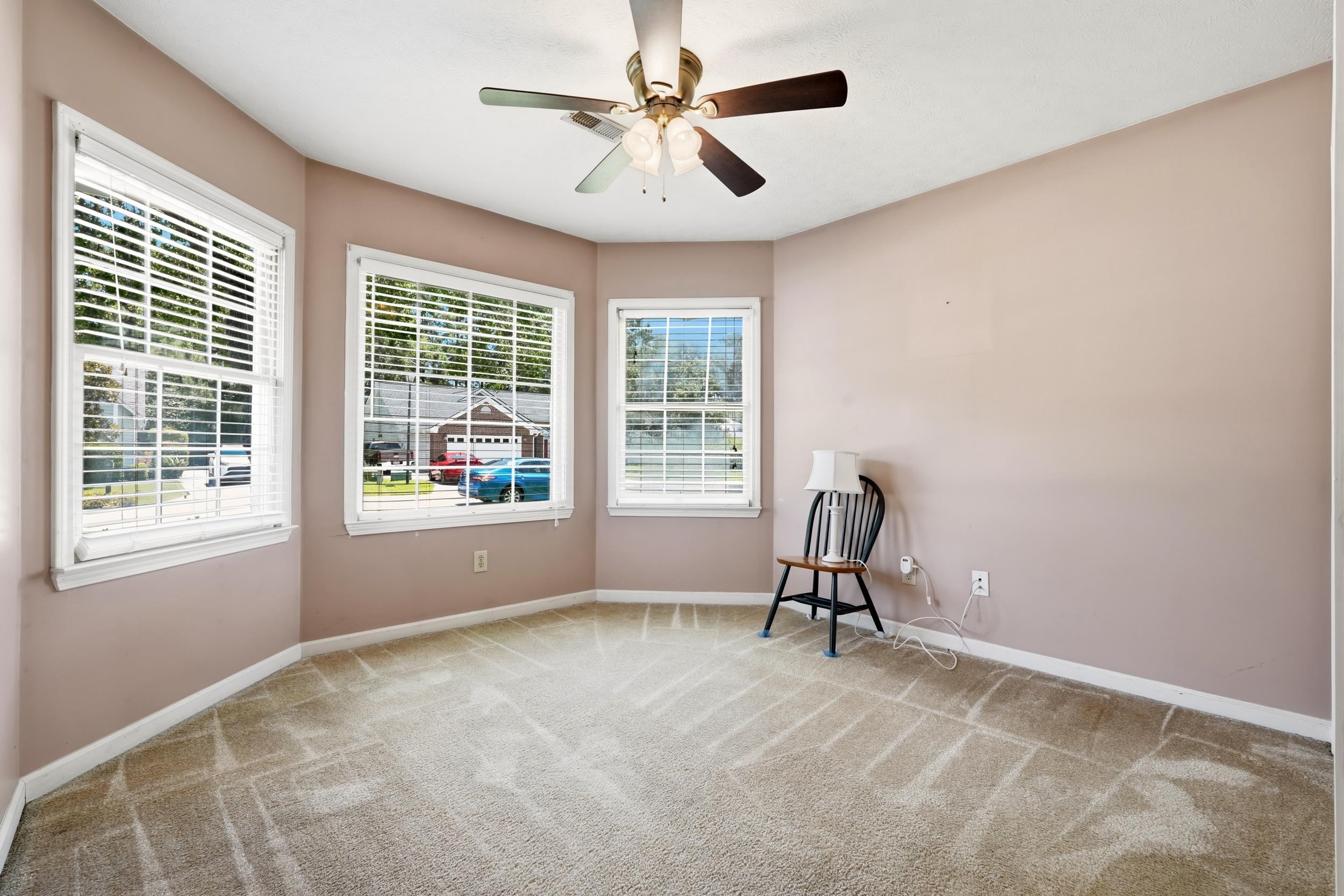 415 Lake Park Dr. Property Photo 13