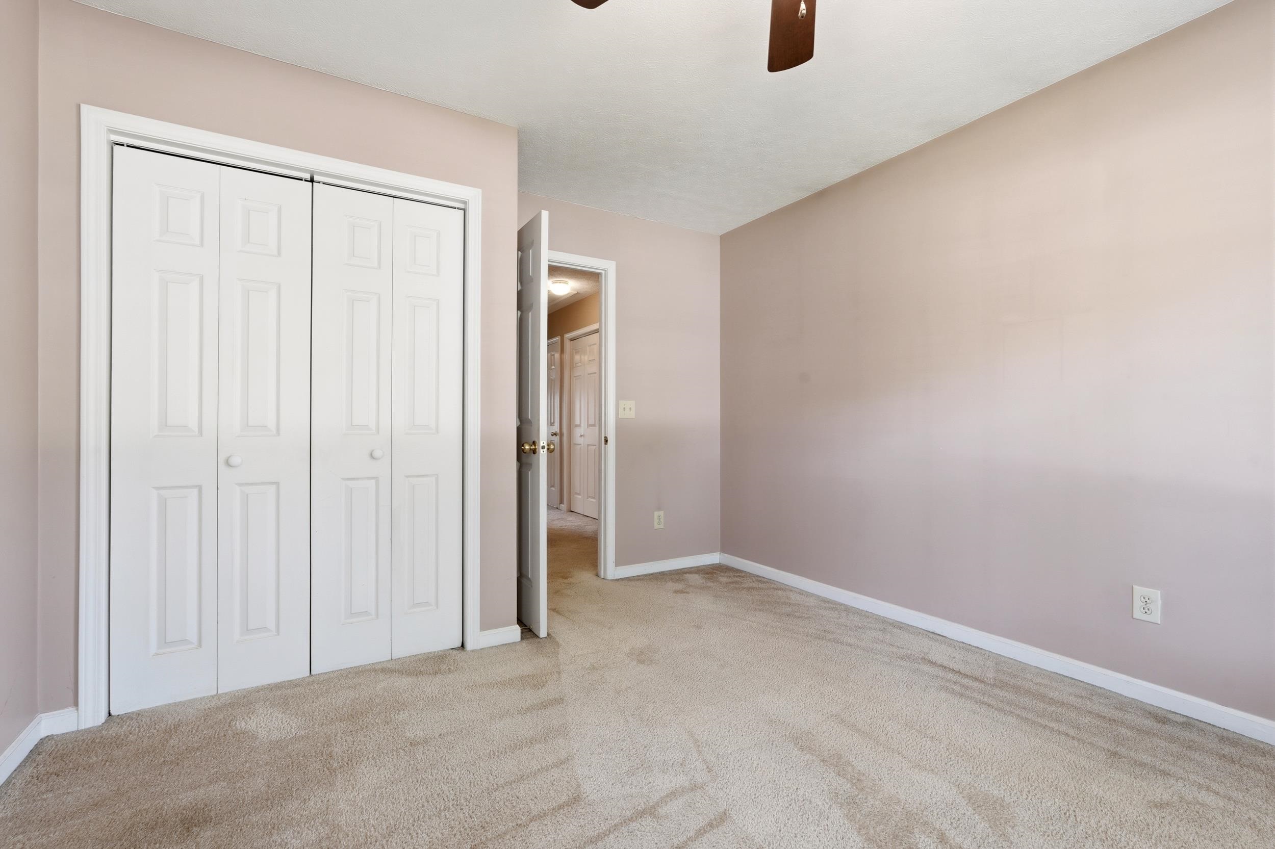 415 Lake Park Dr. Property Photo 14