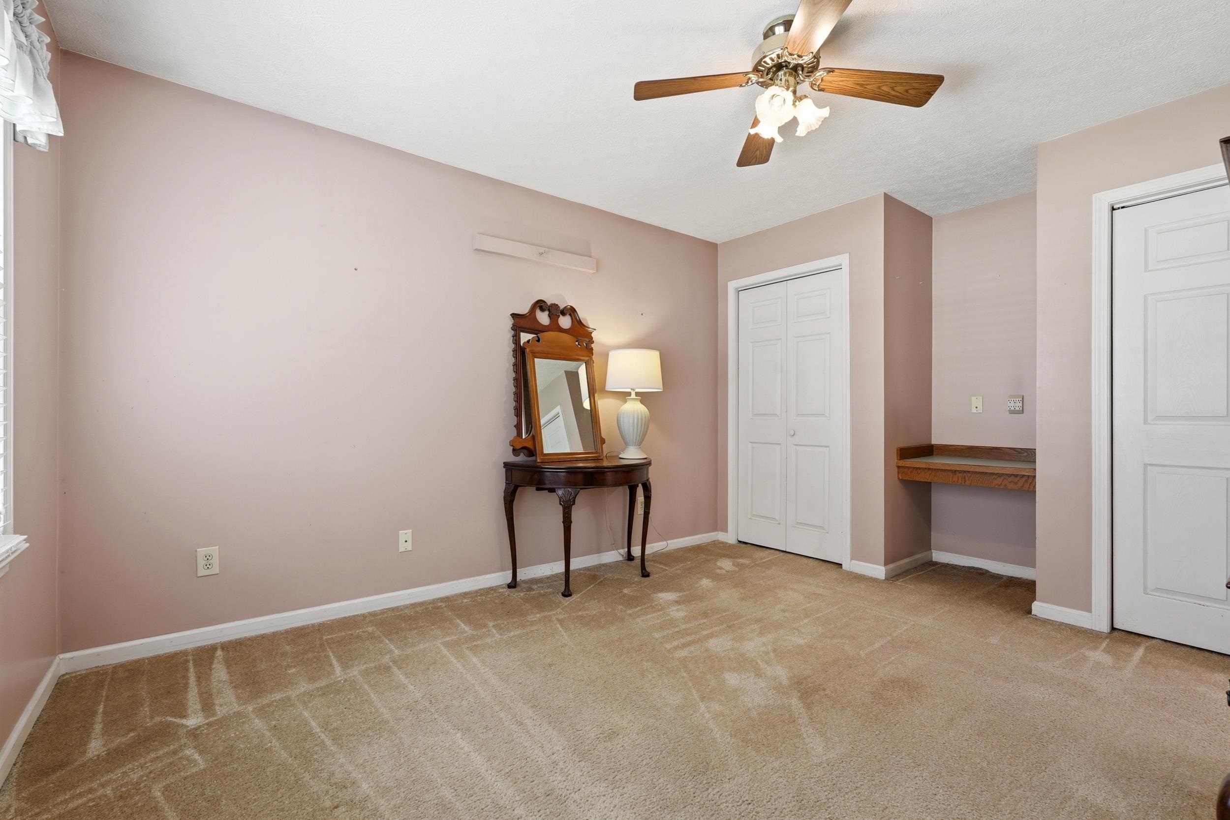 415 Lake Park Dr. Property Photo 15