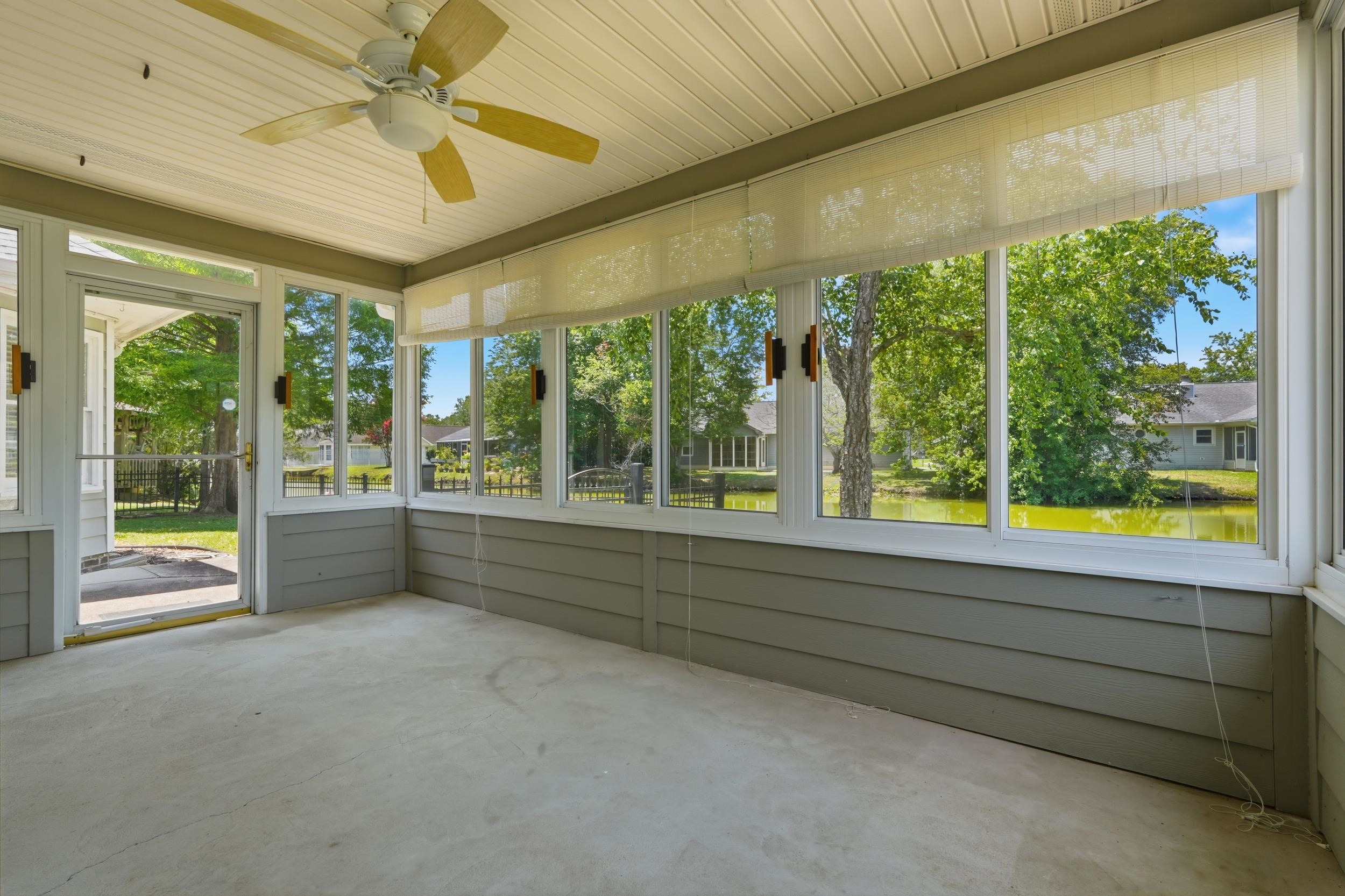 415 Lake Park Dr. Property Photo 18