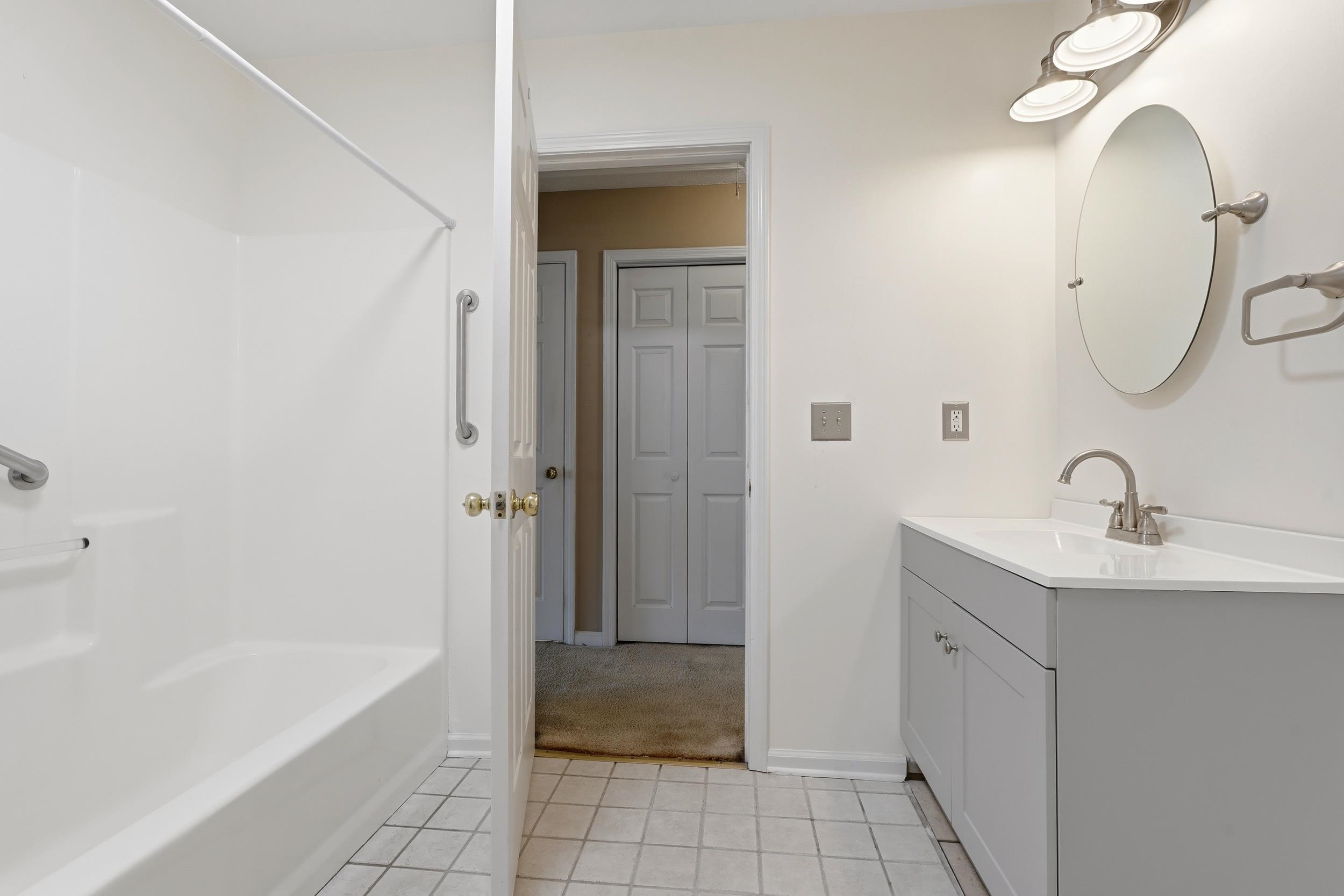 415 Lake Park Dr. Property Photo 22