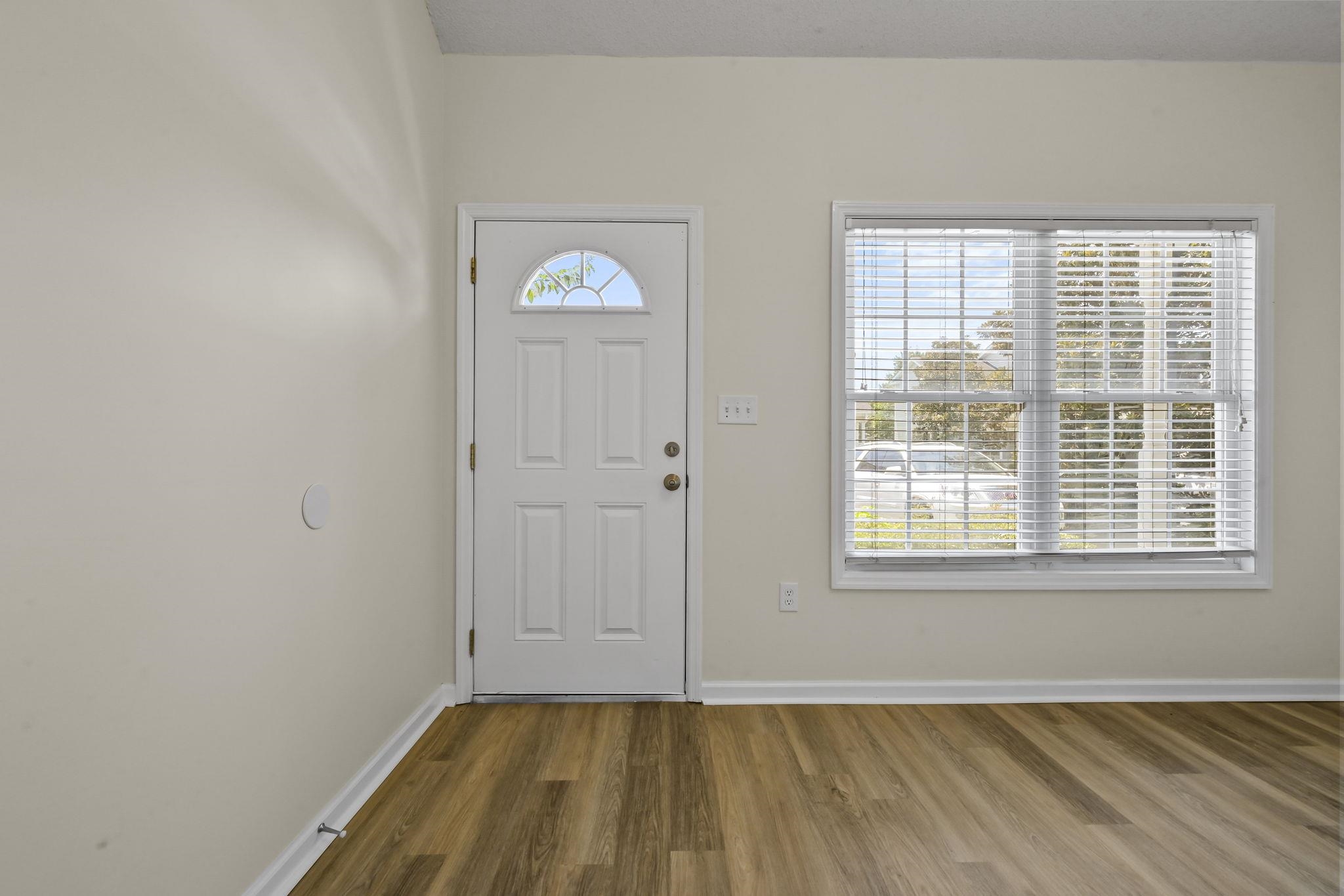 100 Spring Creek Dr. Property Photo 2