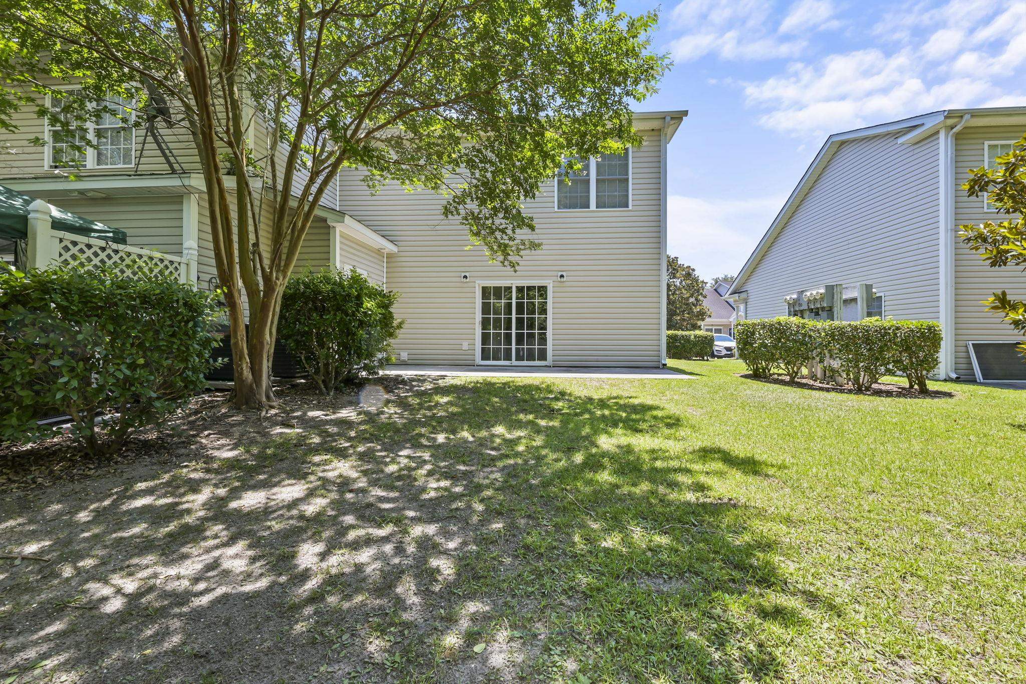 100 Spring Creek Dr. Property Photo 22