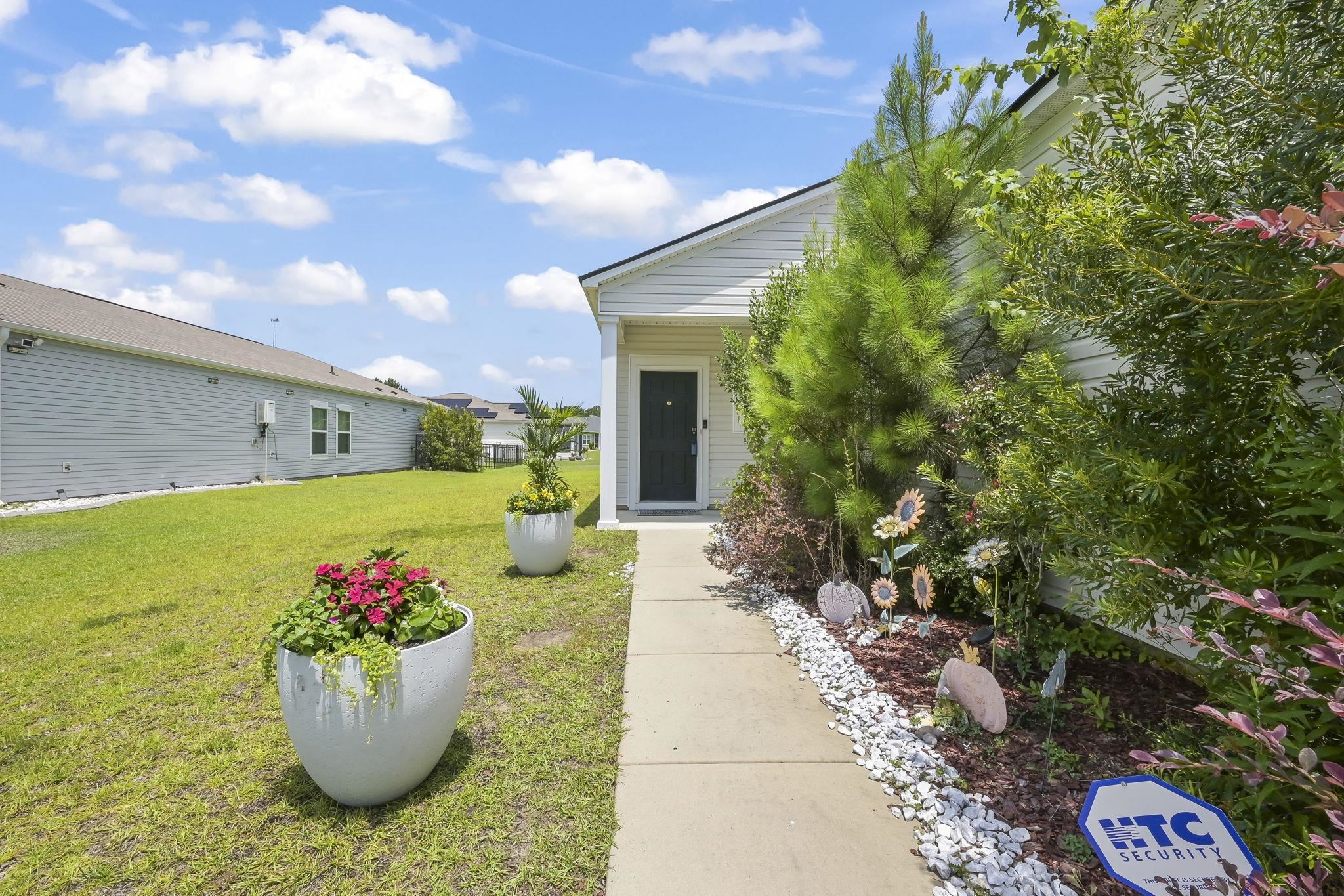 530 Carrick Loop Property Photo 24