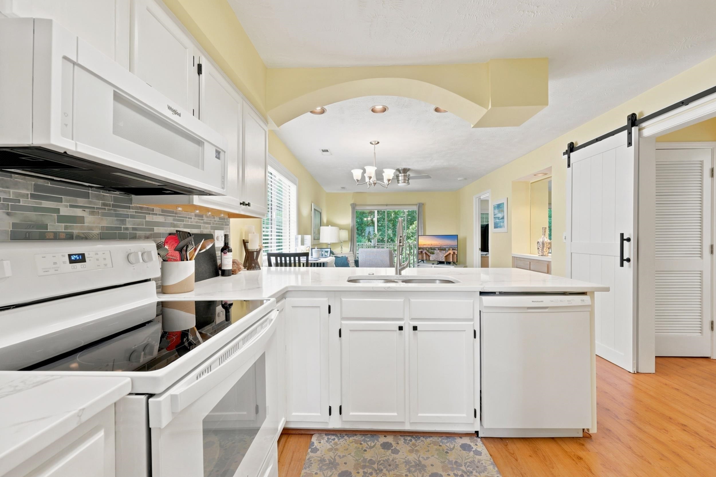 4490 Coquina Harbour Dr. Property Photo 4