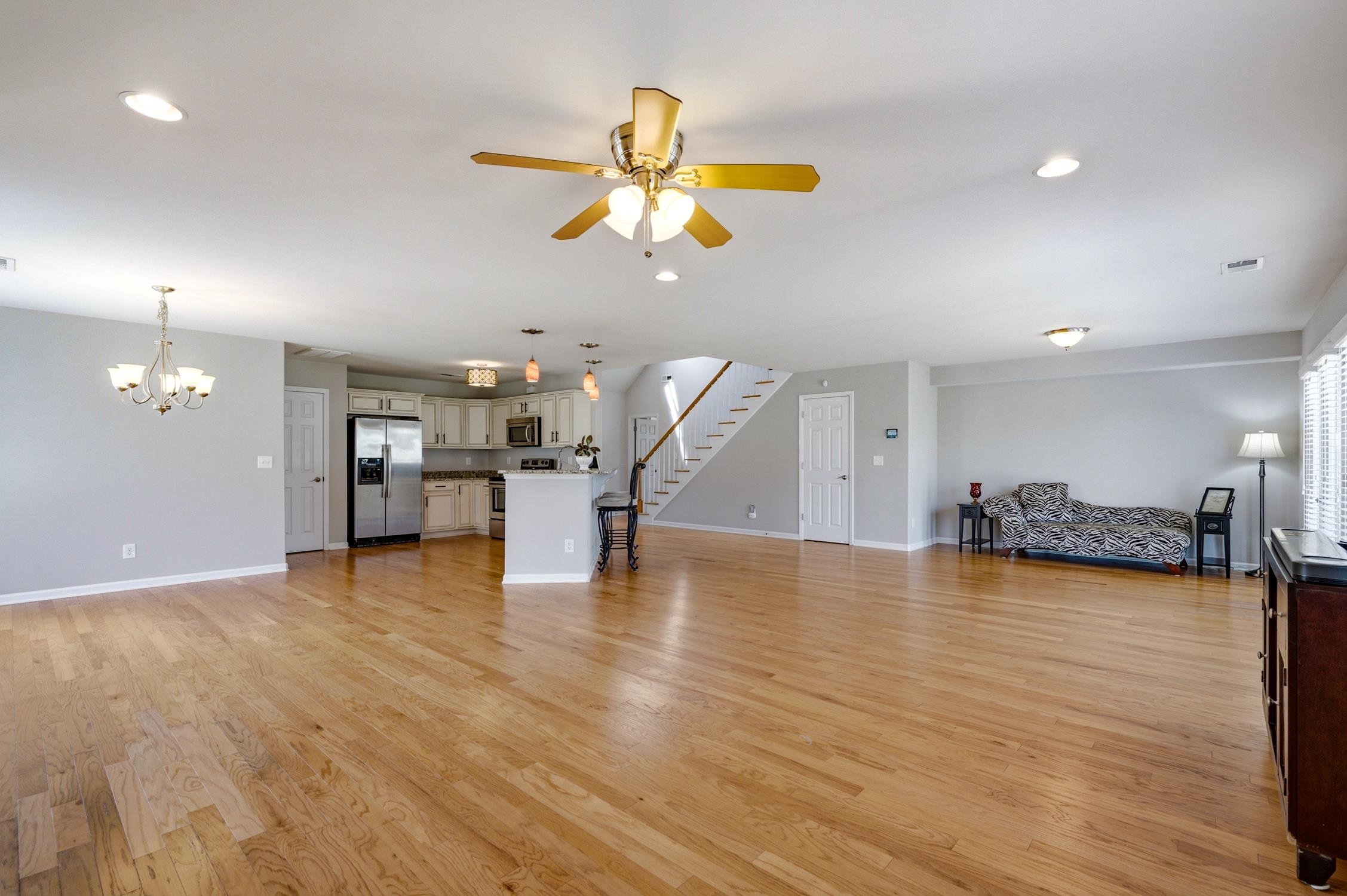 1425 Holtzman St. Property Photo 14