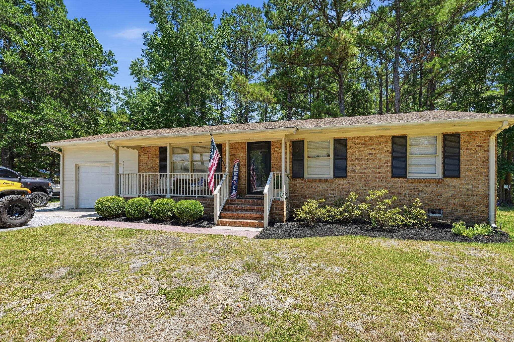 4720 Highway 90 Property Photo 1
