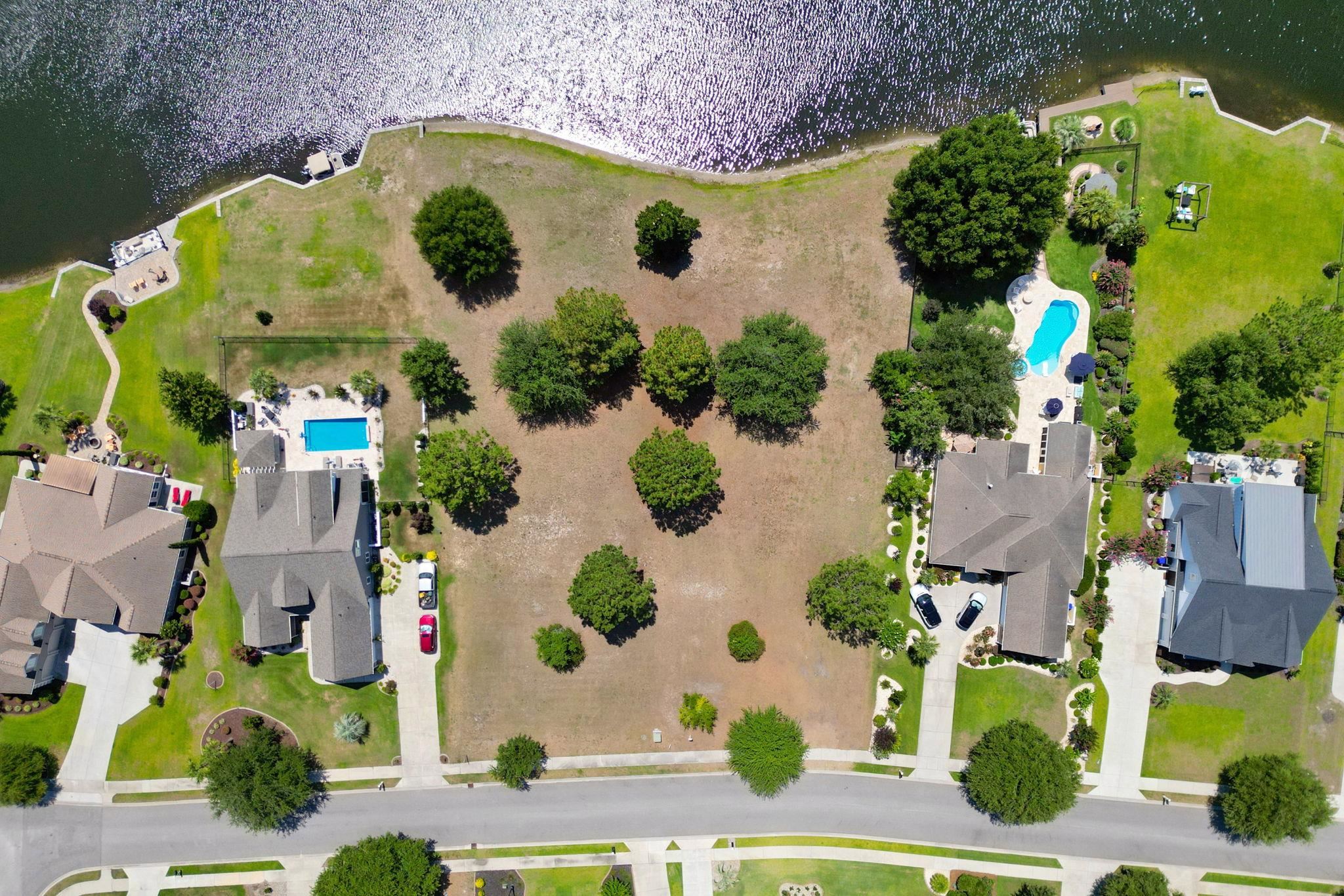 1113 Glossy Ibis Dr. Property Photo 12