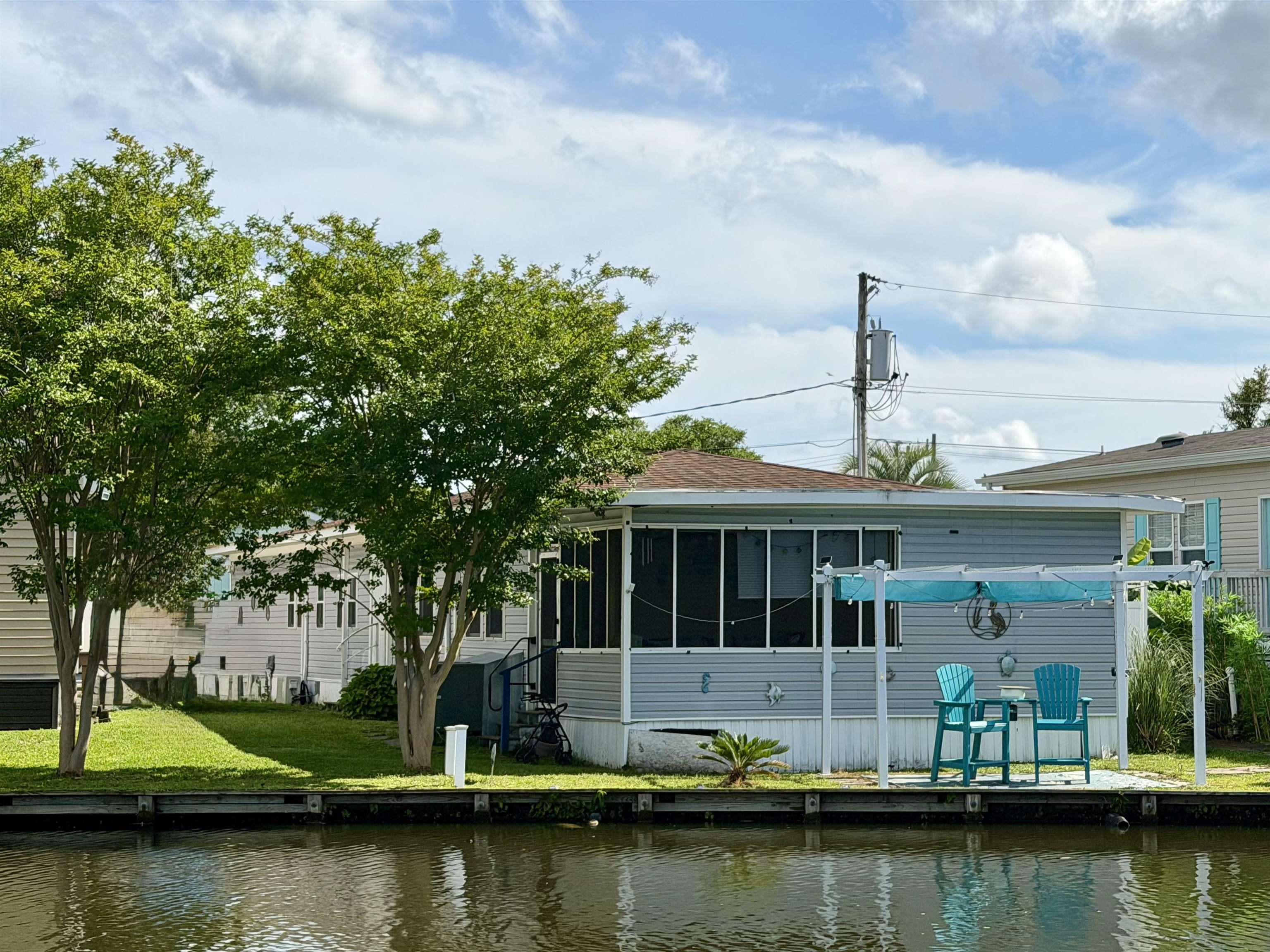 258 Flamingo Dr. Property Photo 1